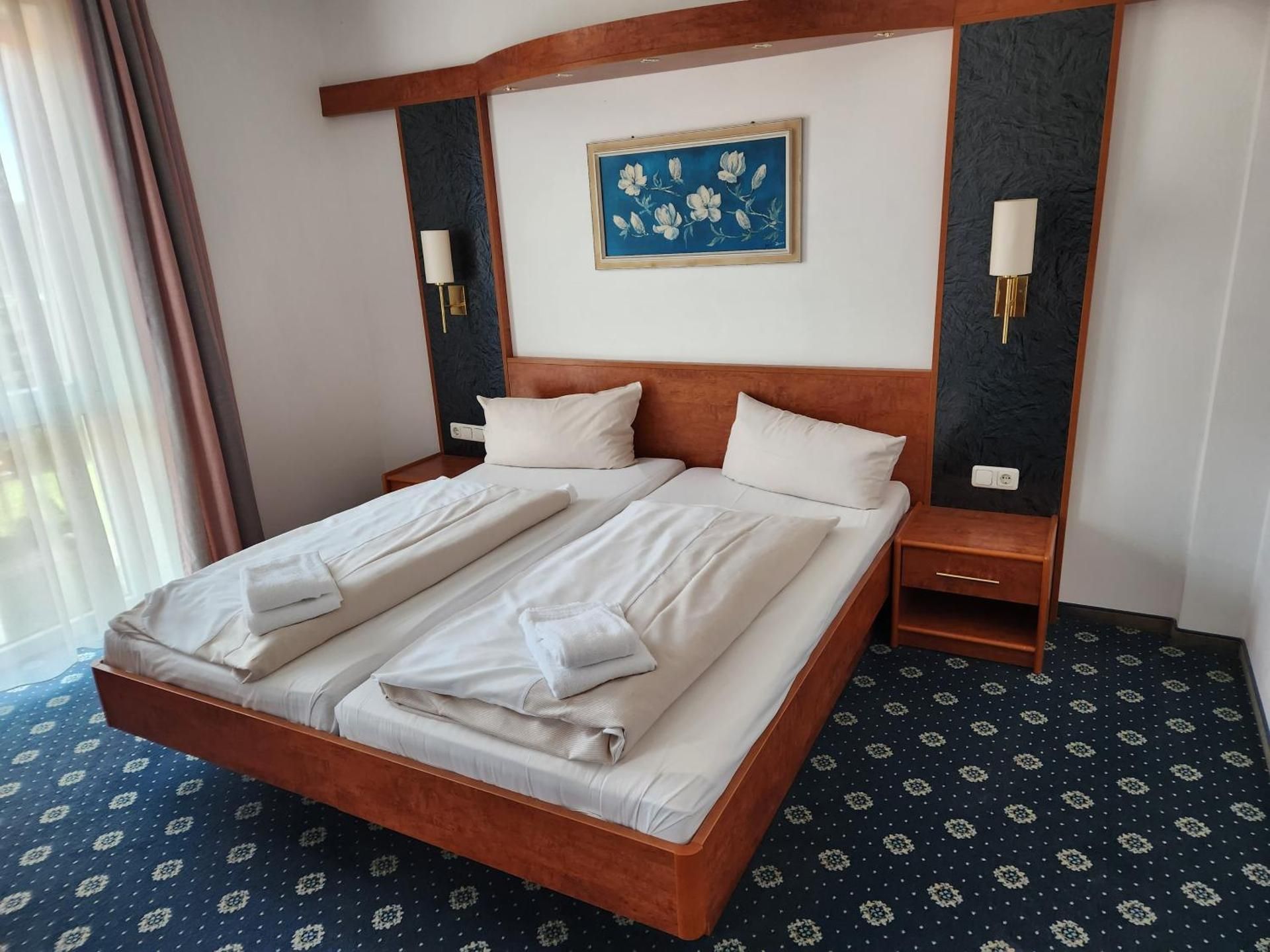 Double or Twin Room with Private Bathroom