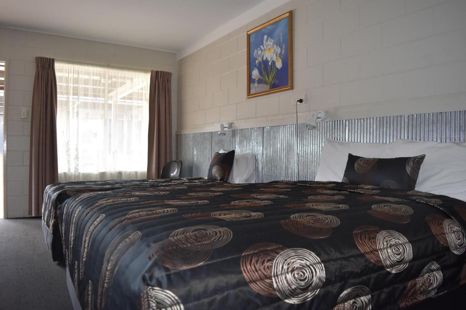Basic Triple Room