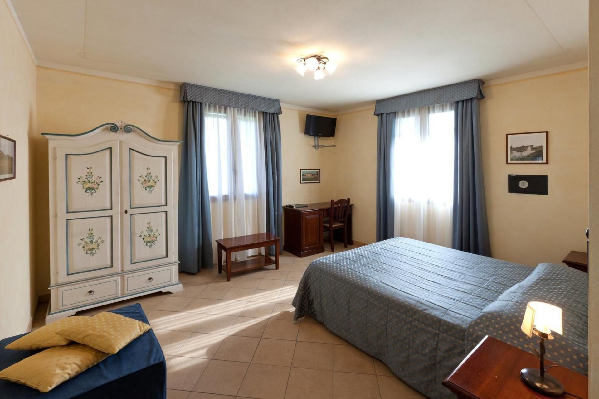 Double Room with Helicopter Ride