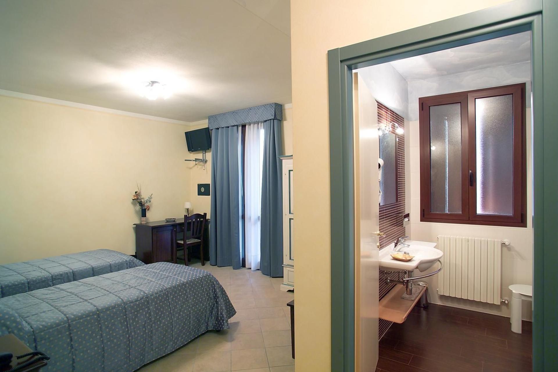 Double Room with Helicopter Ride