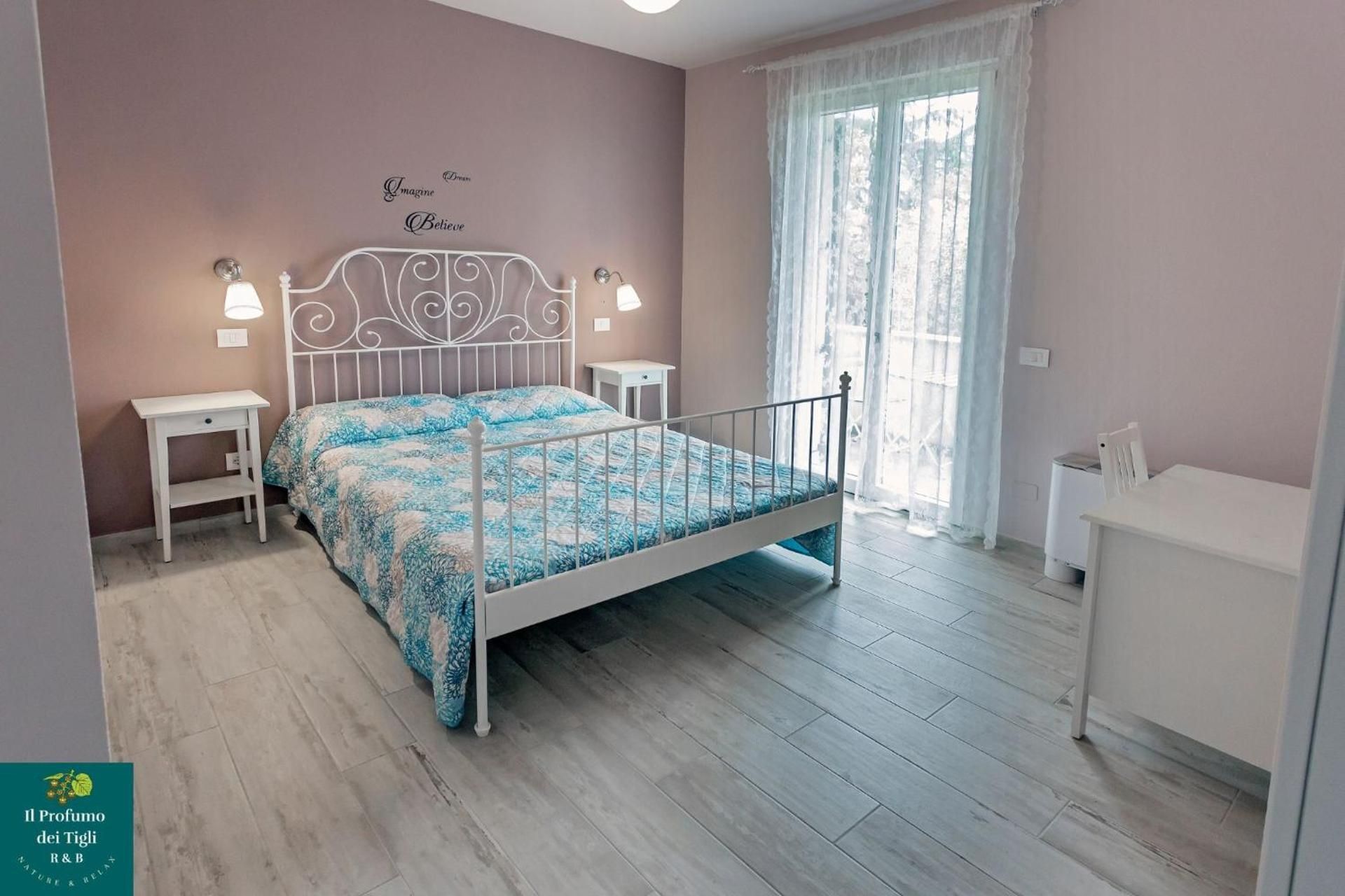 Double Room with Private External Bathroom