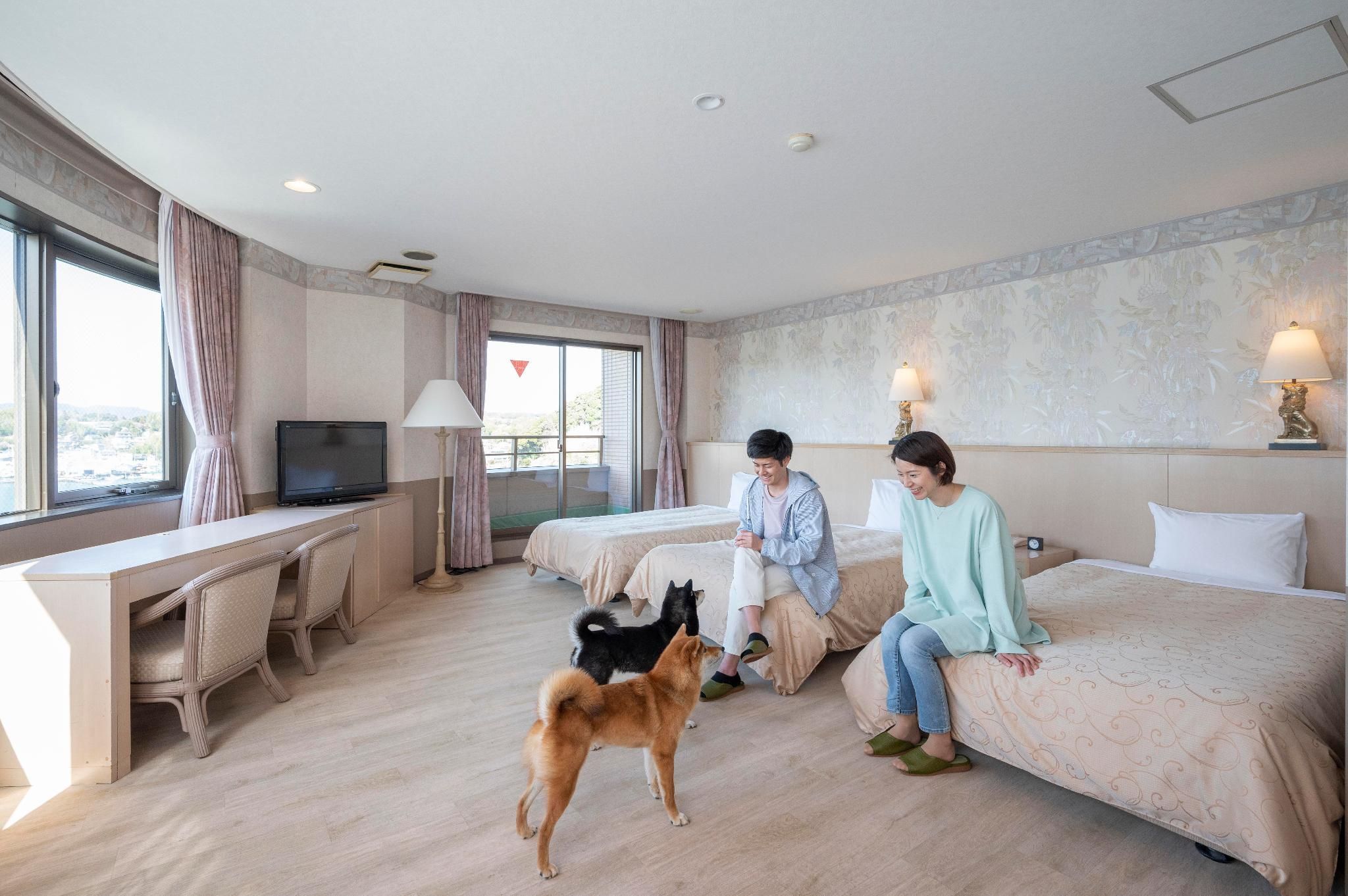 Lake View-Panorama Corner Triple Room, Non-Smoking