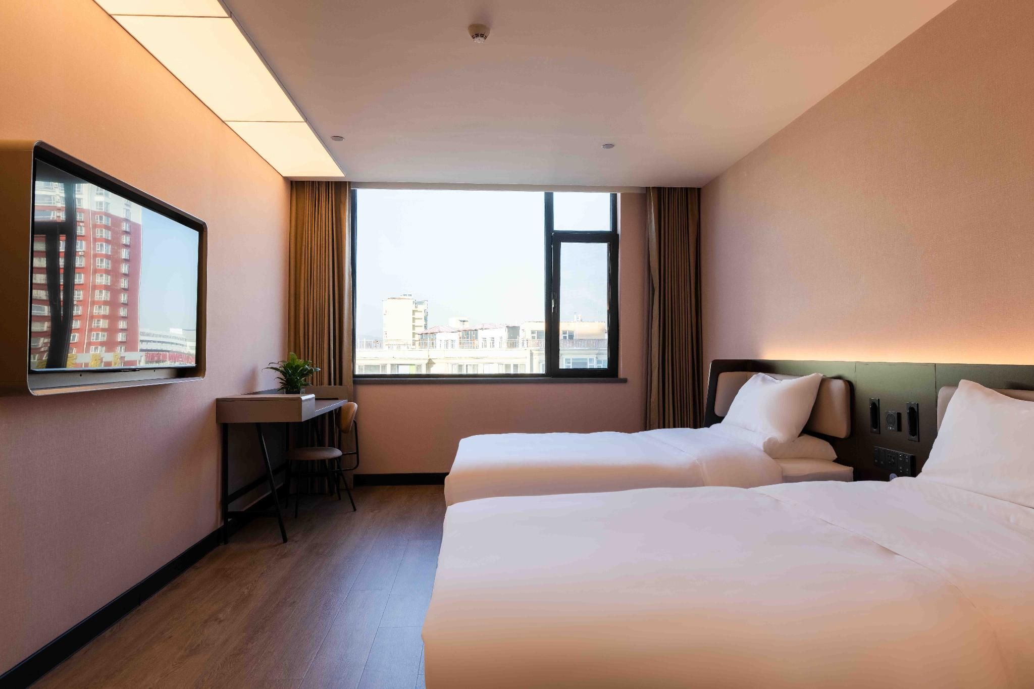 Twin Business Room