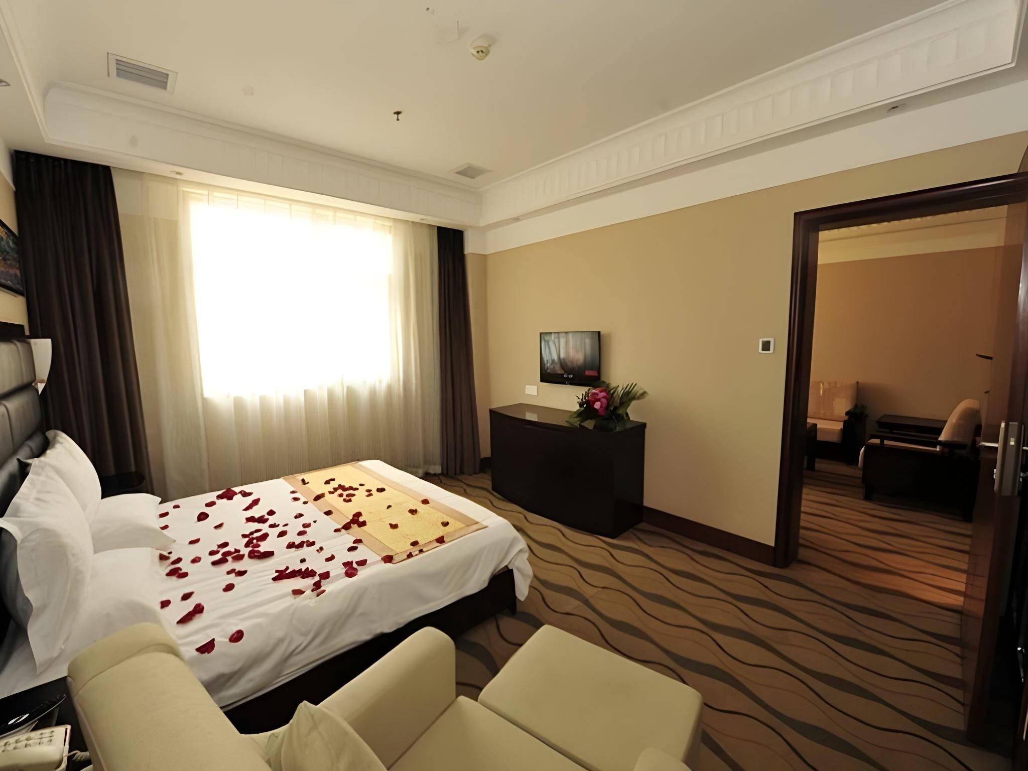 GreenTree Alliance Hotel Taiyuan Liuxiang Beikou Jiangnan Sibu Deluxe Suite