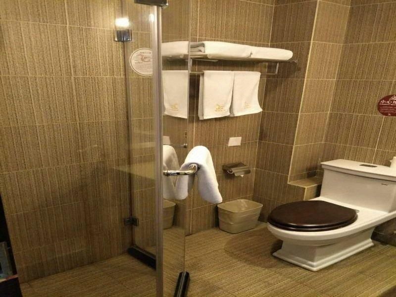 GreenTree Alliance Hotel Taiyuan Liuxiang Beikou Jiangnan Sibu Superior 1 Queen 3