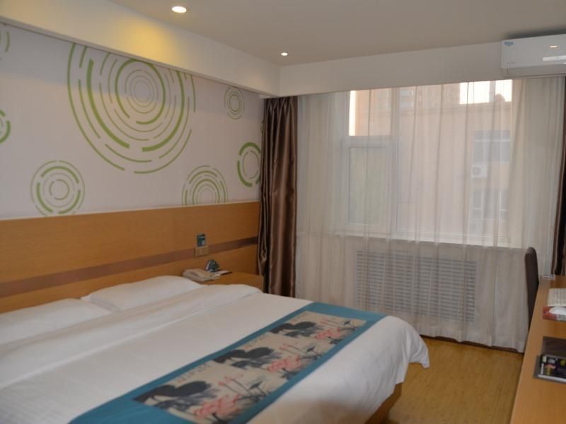 GTI - Guest Room, Chess