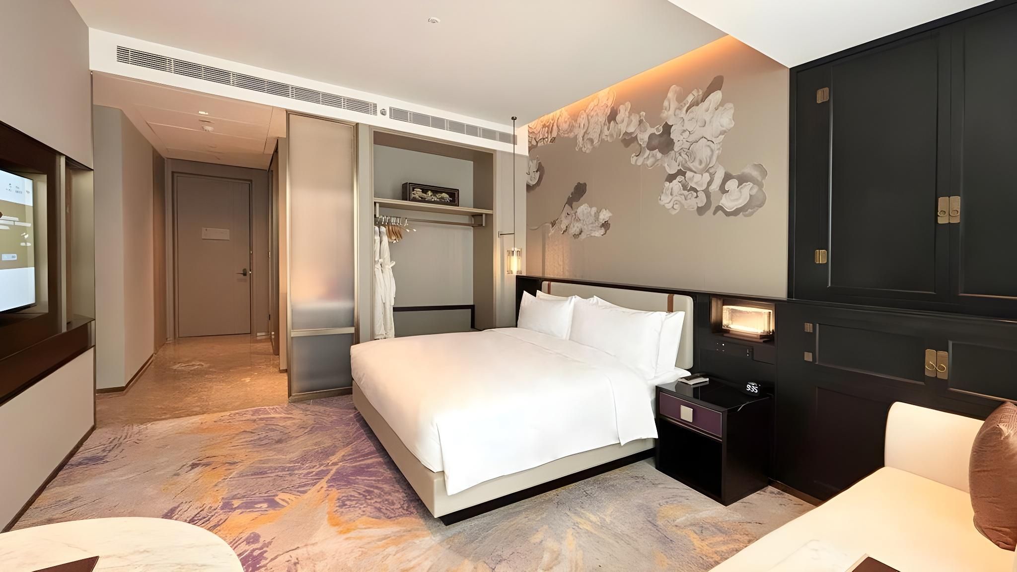 Queen Room - Disabled Access