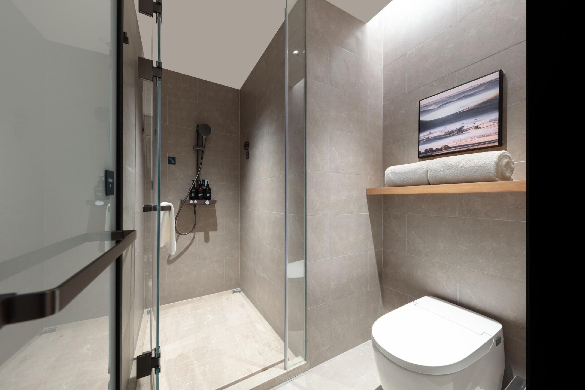 Executive room, Guest room, 1 Queen