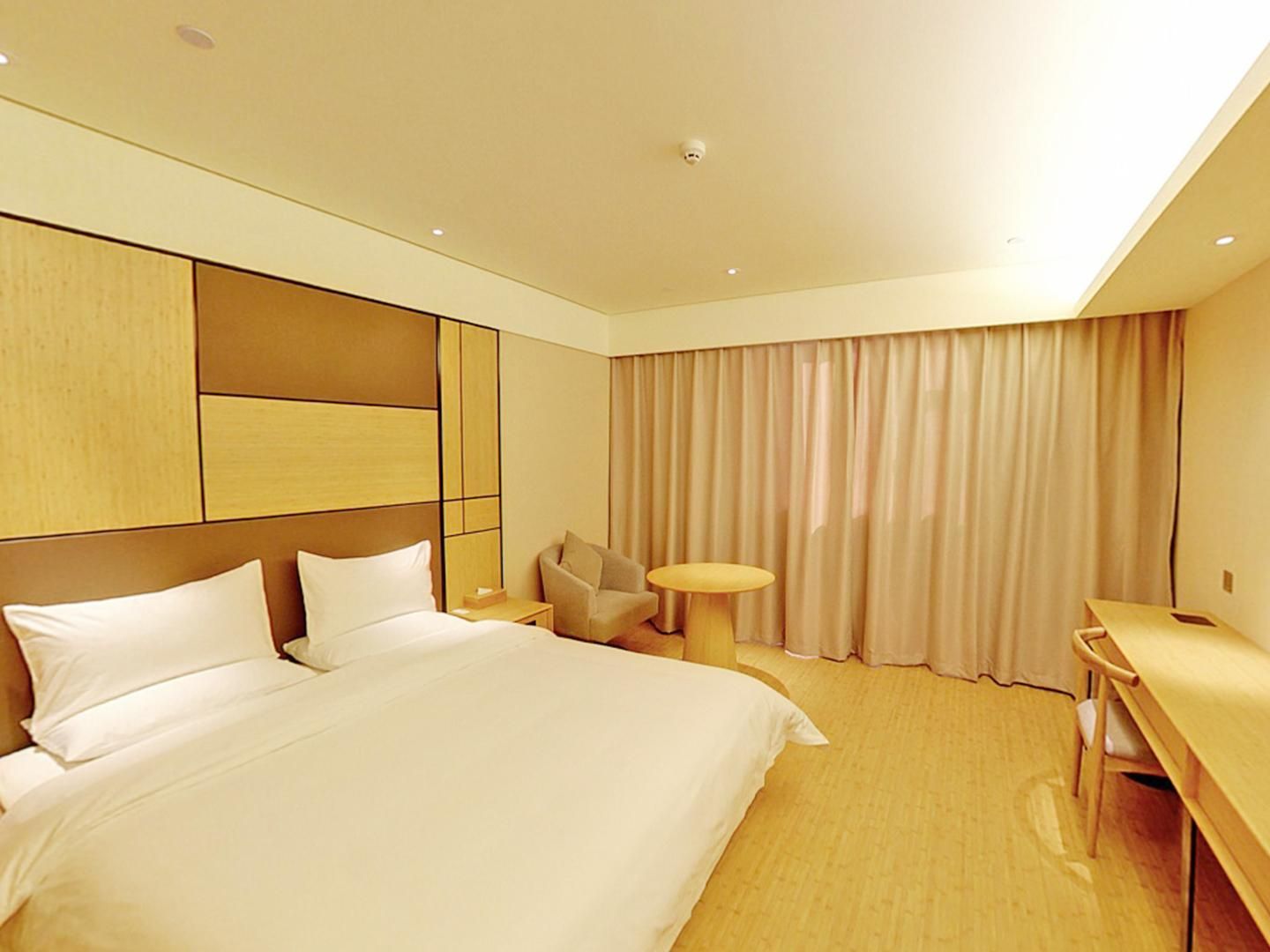 Huazhu - Superior BedRoom