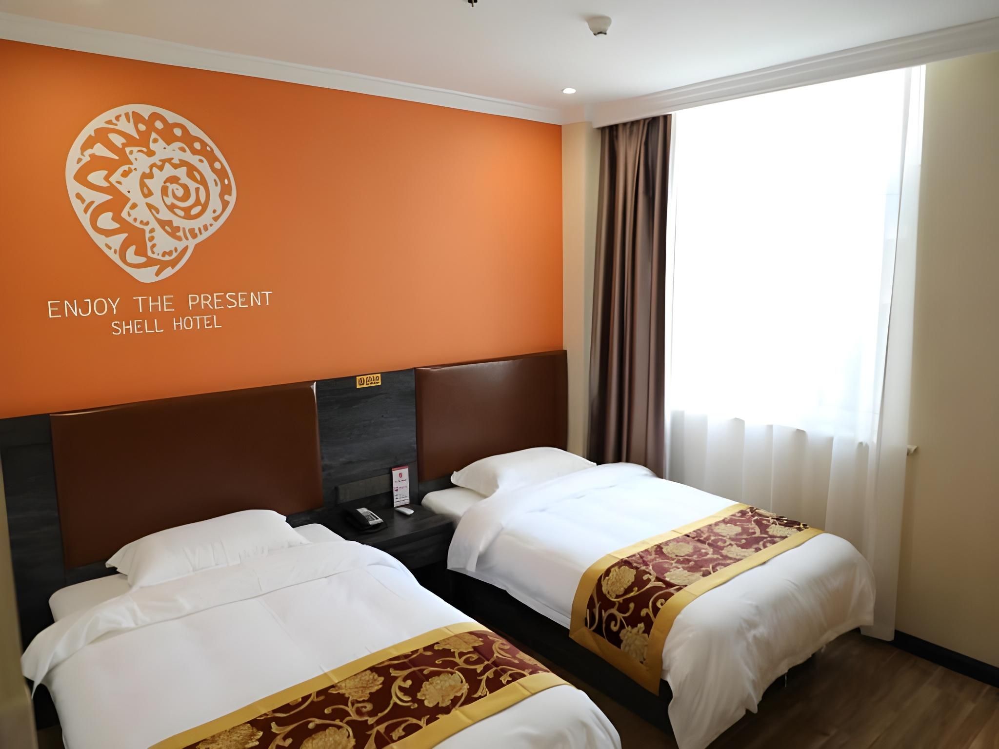 Twin Bussiness Room
