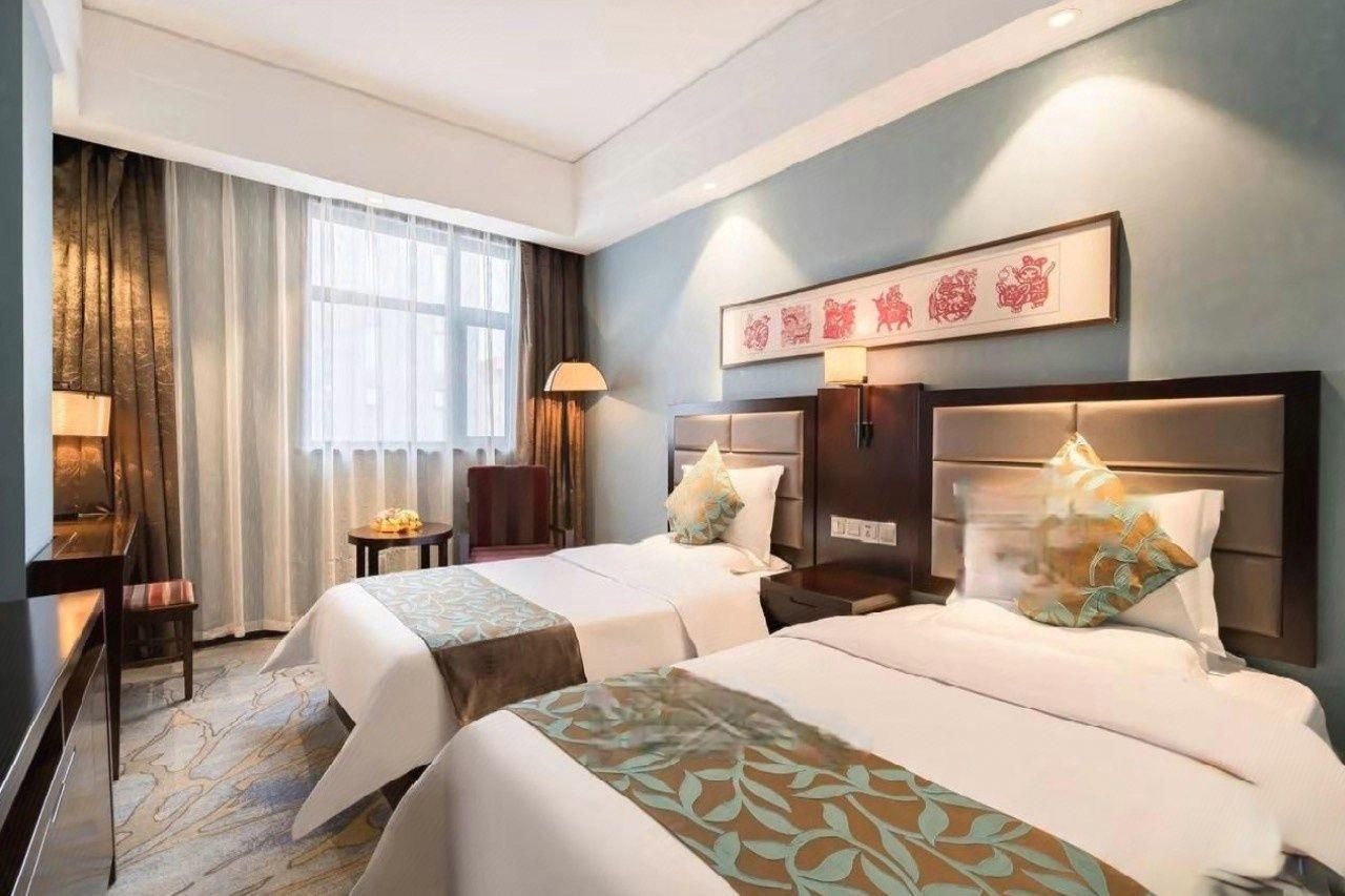Rezen - Business Twin Bed Room