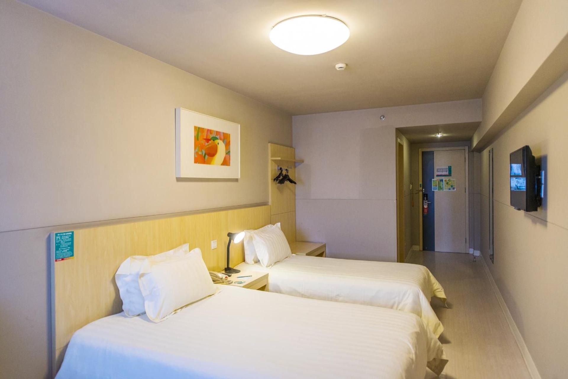 Standard Twin Room A