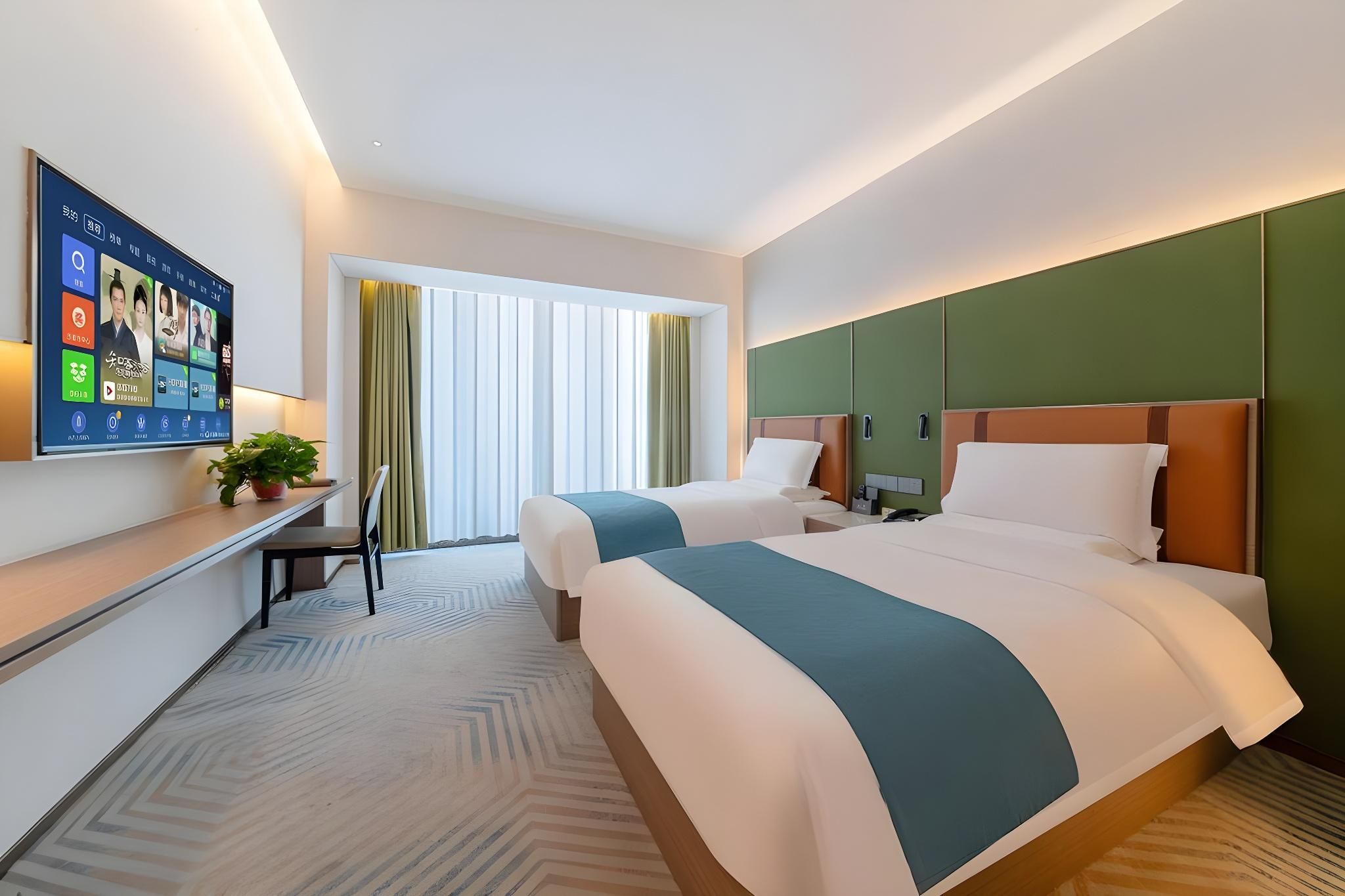 Elegant Twin Room
