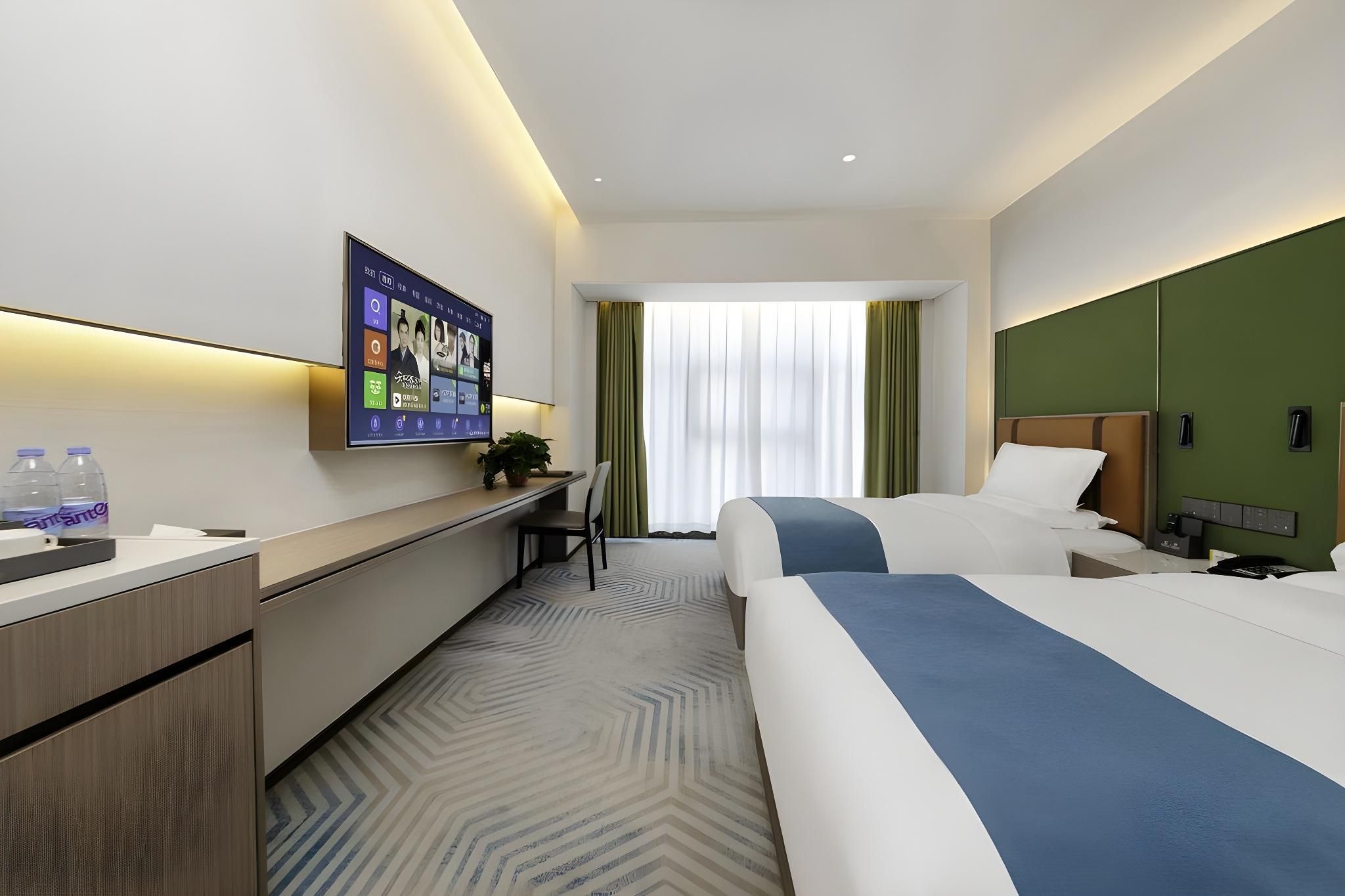 Elegant Twin Room