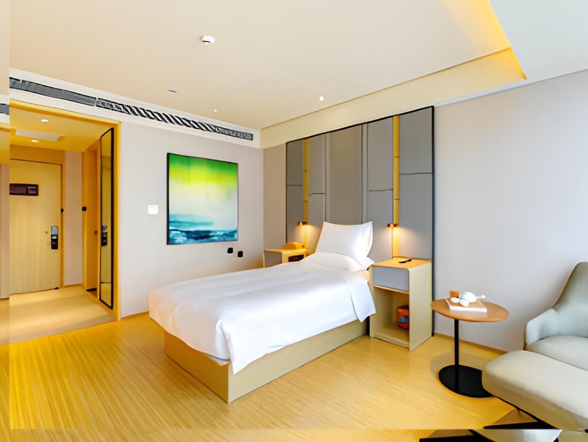 Huazhu - Family Room