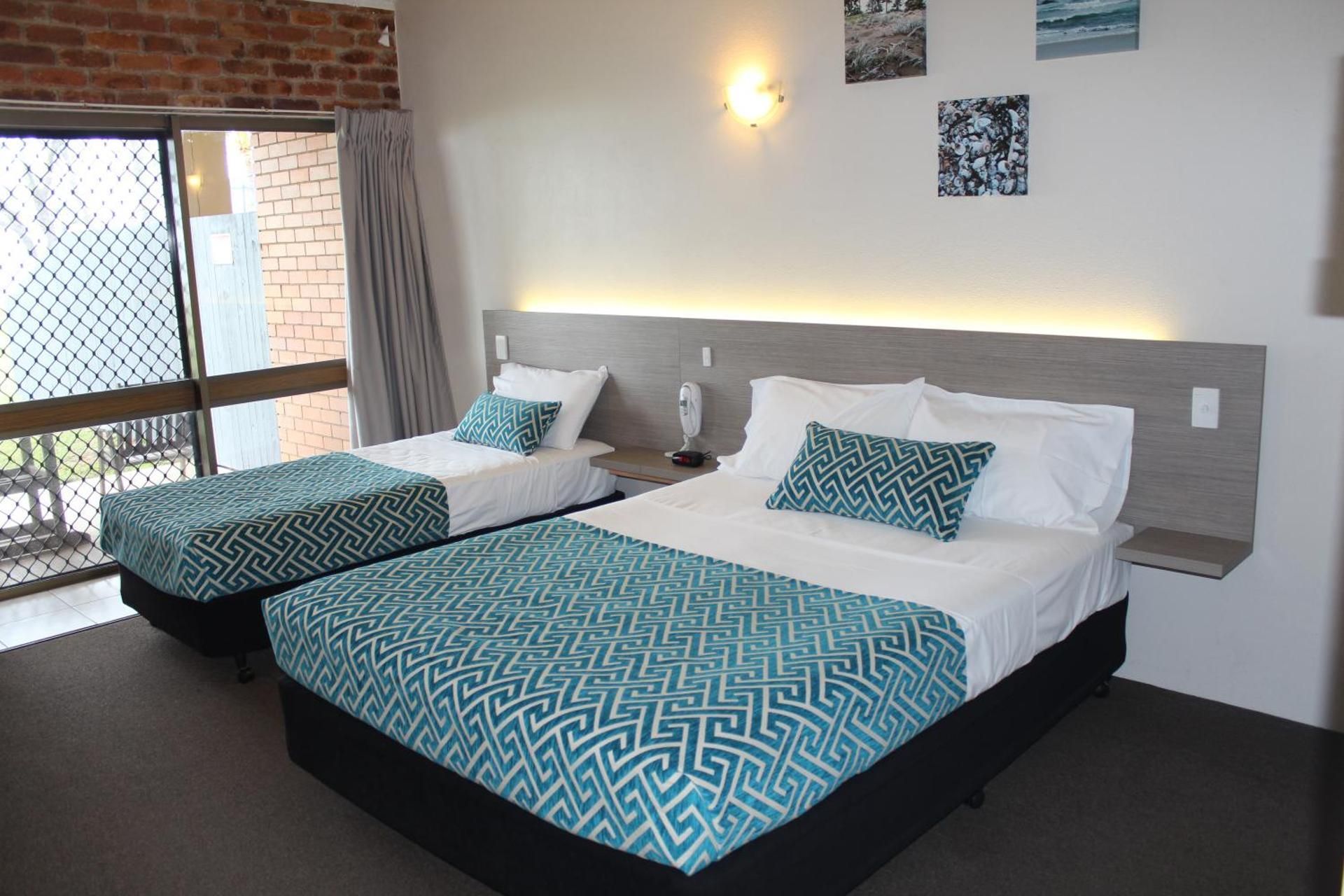 Sarina Beach Motel