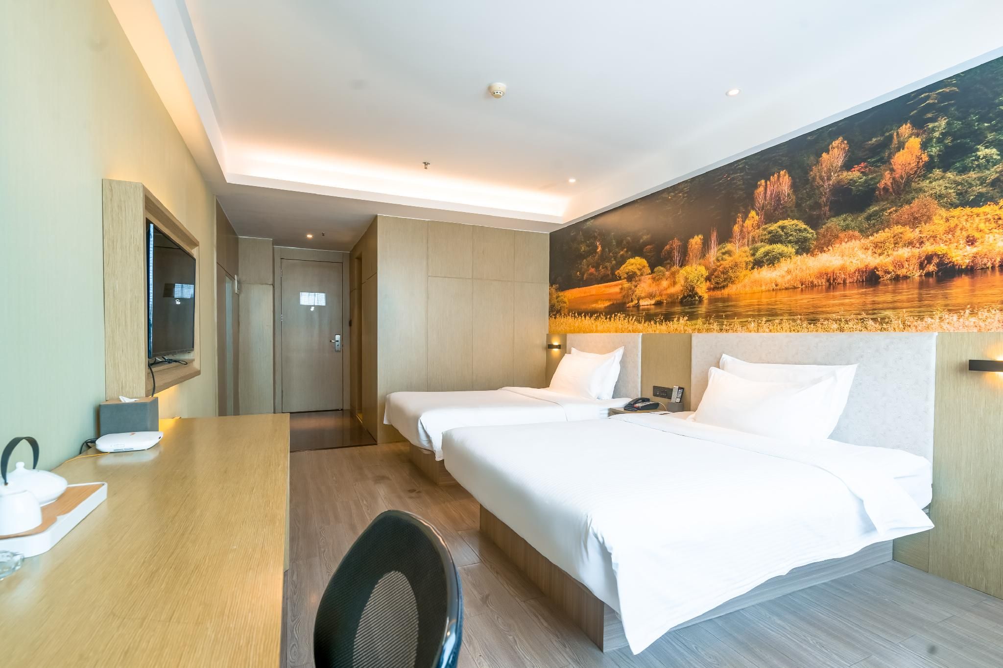 Huazhu - Business Twin Room