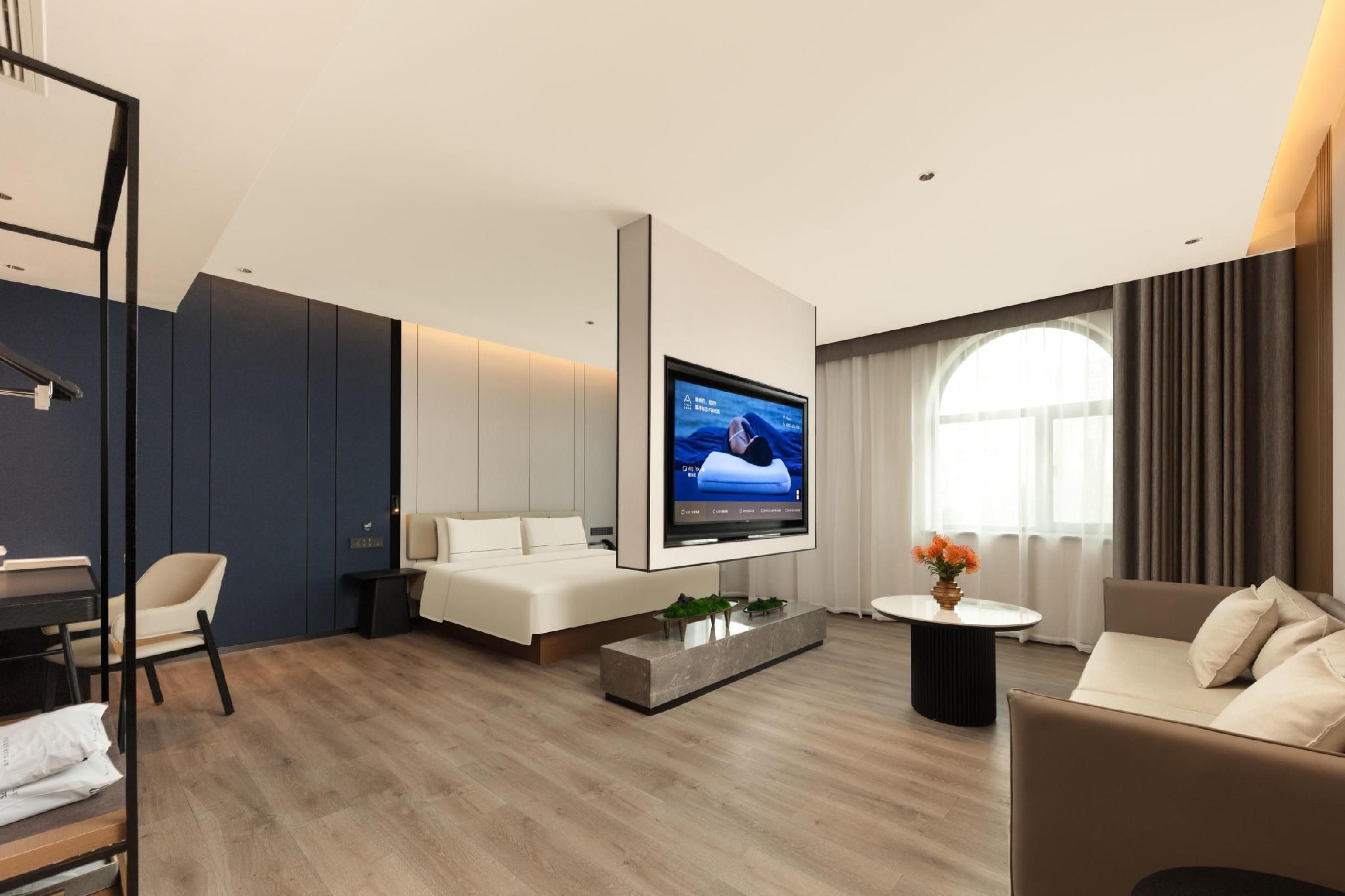 Senior Suite