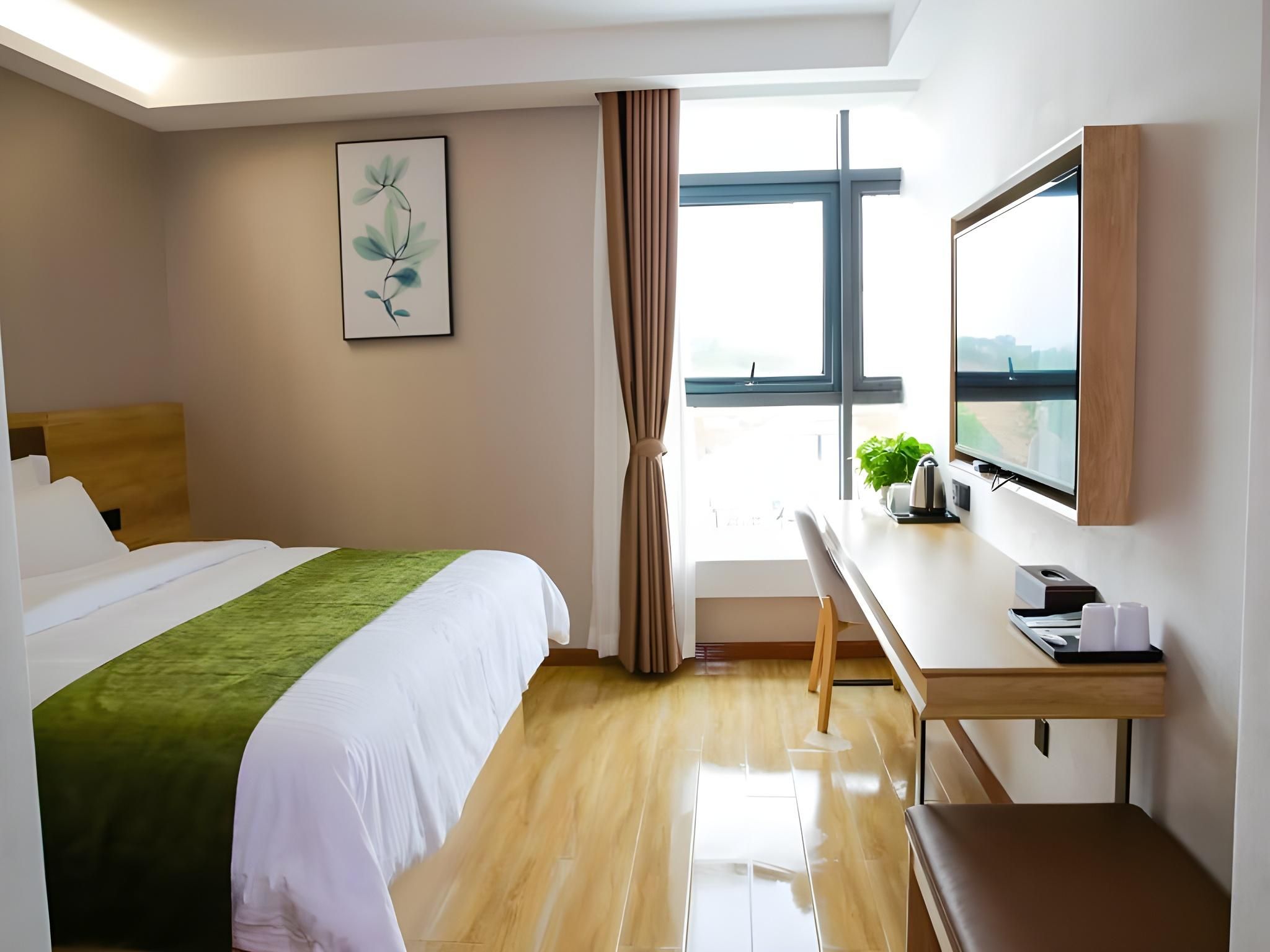 Business Queen Room