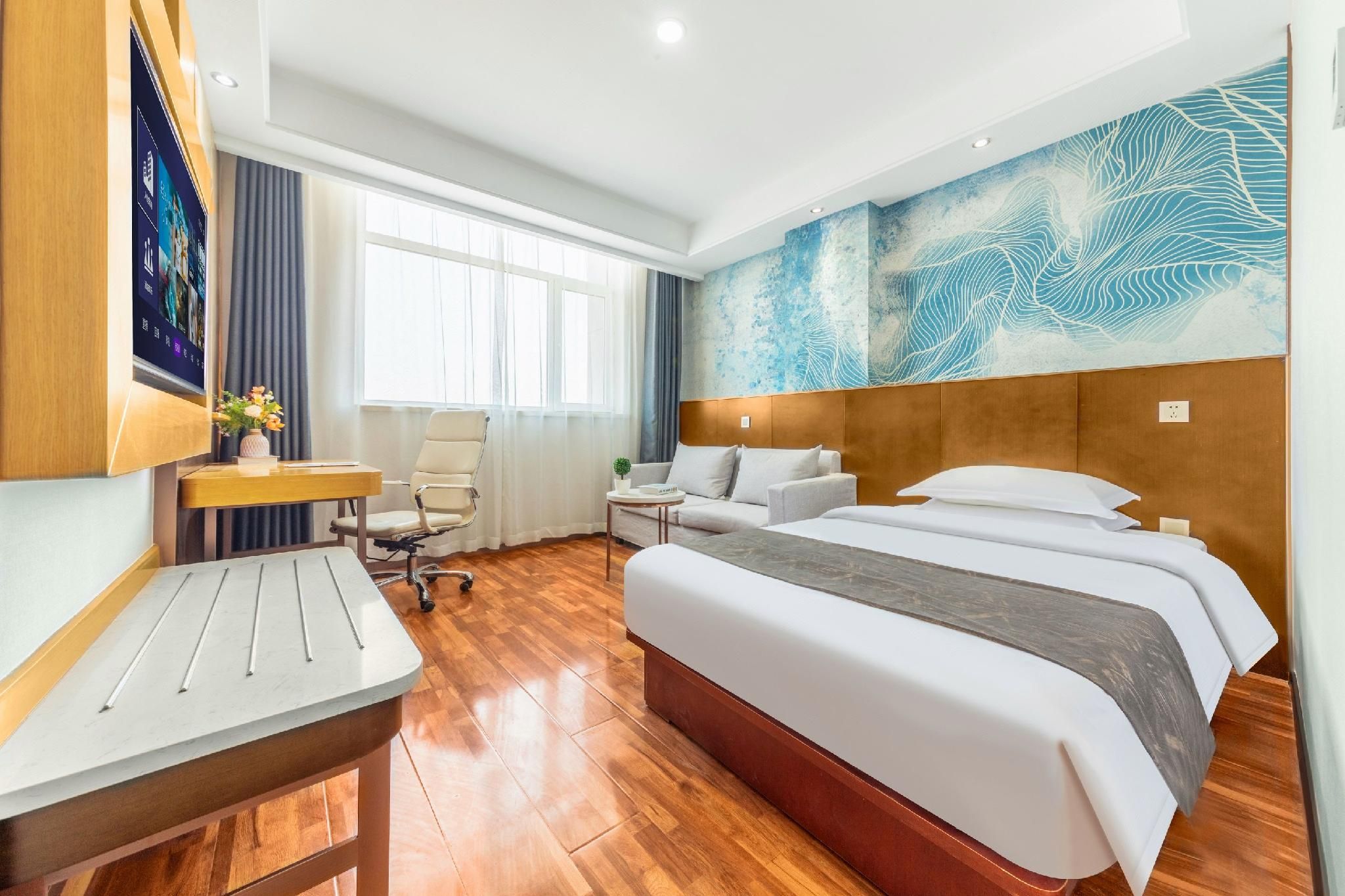 Deluxe Suite