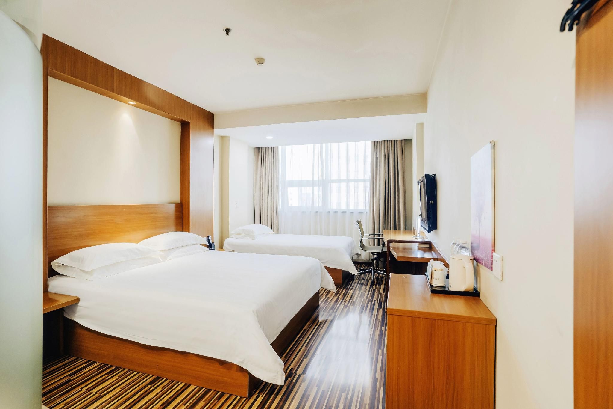 WH - Standard Daxiao Twin Family Room