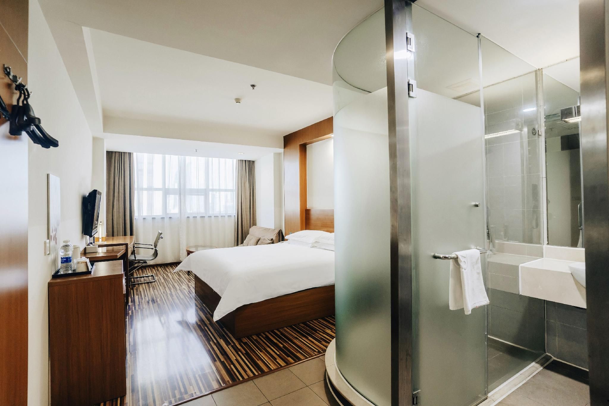 wh - superior bed room