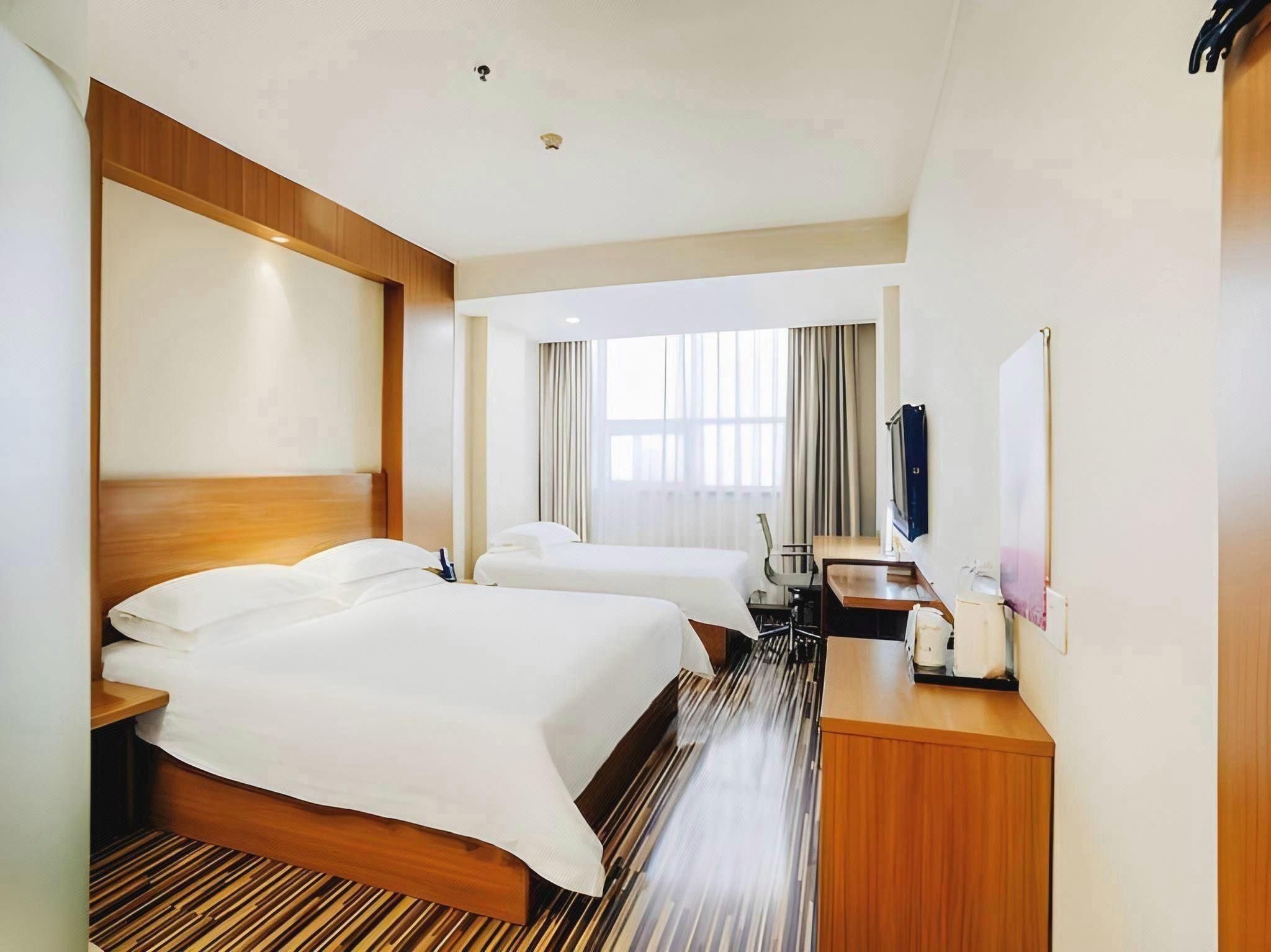 wh - standard room