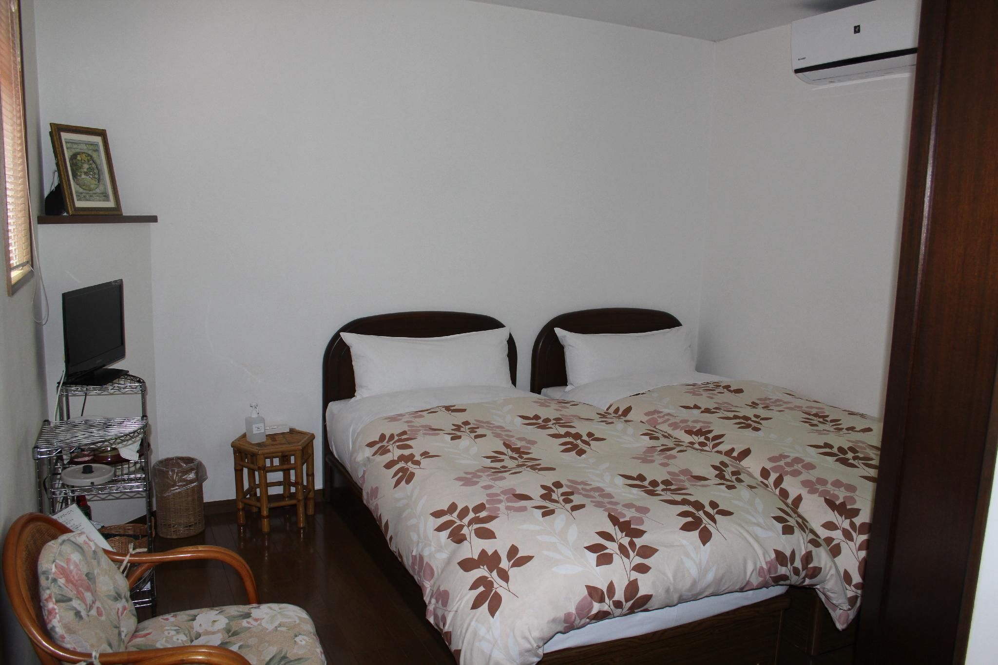 Twin Room with Shared Bathroom