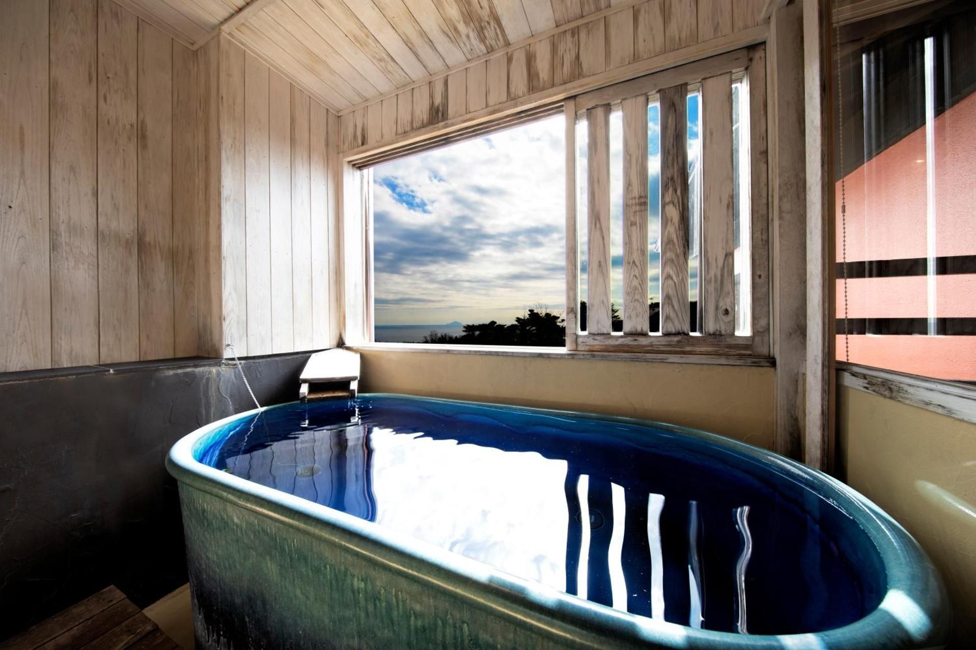 Twin Room with Private Bathroom