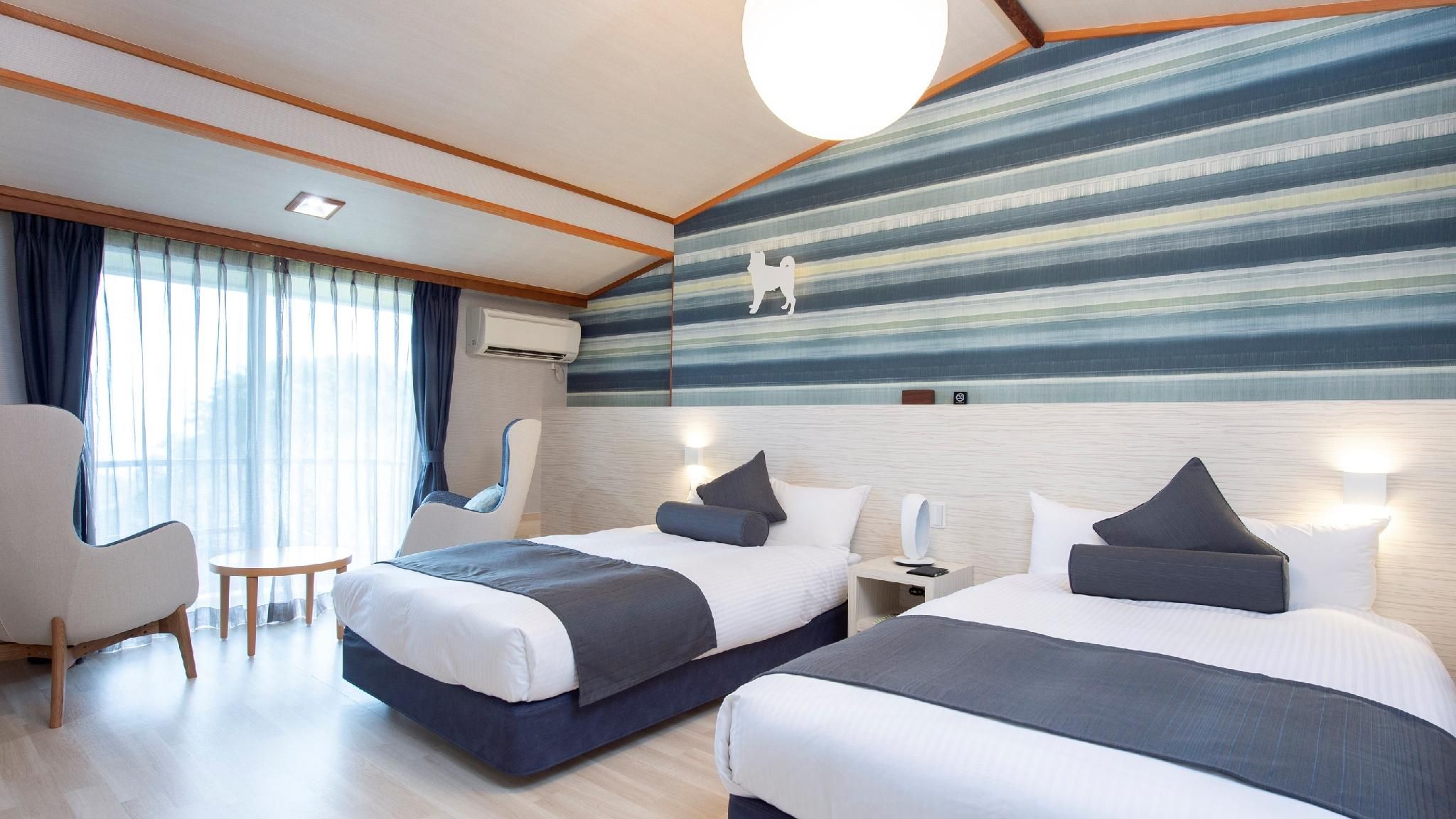 Twin Deluxe Room High Floor