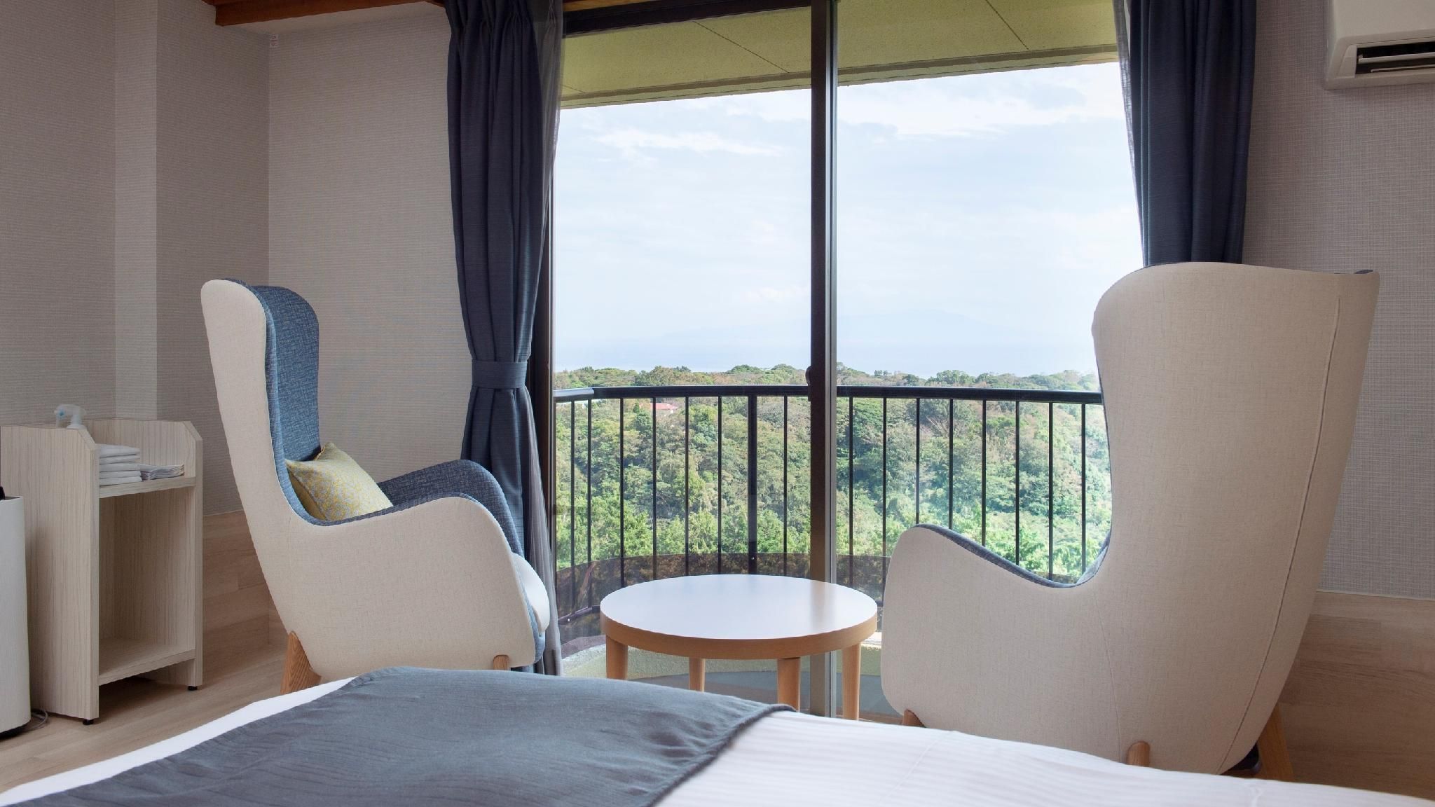Twin Deluxe Room High Floor
