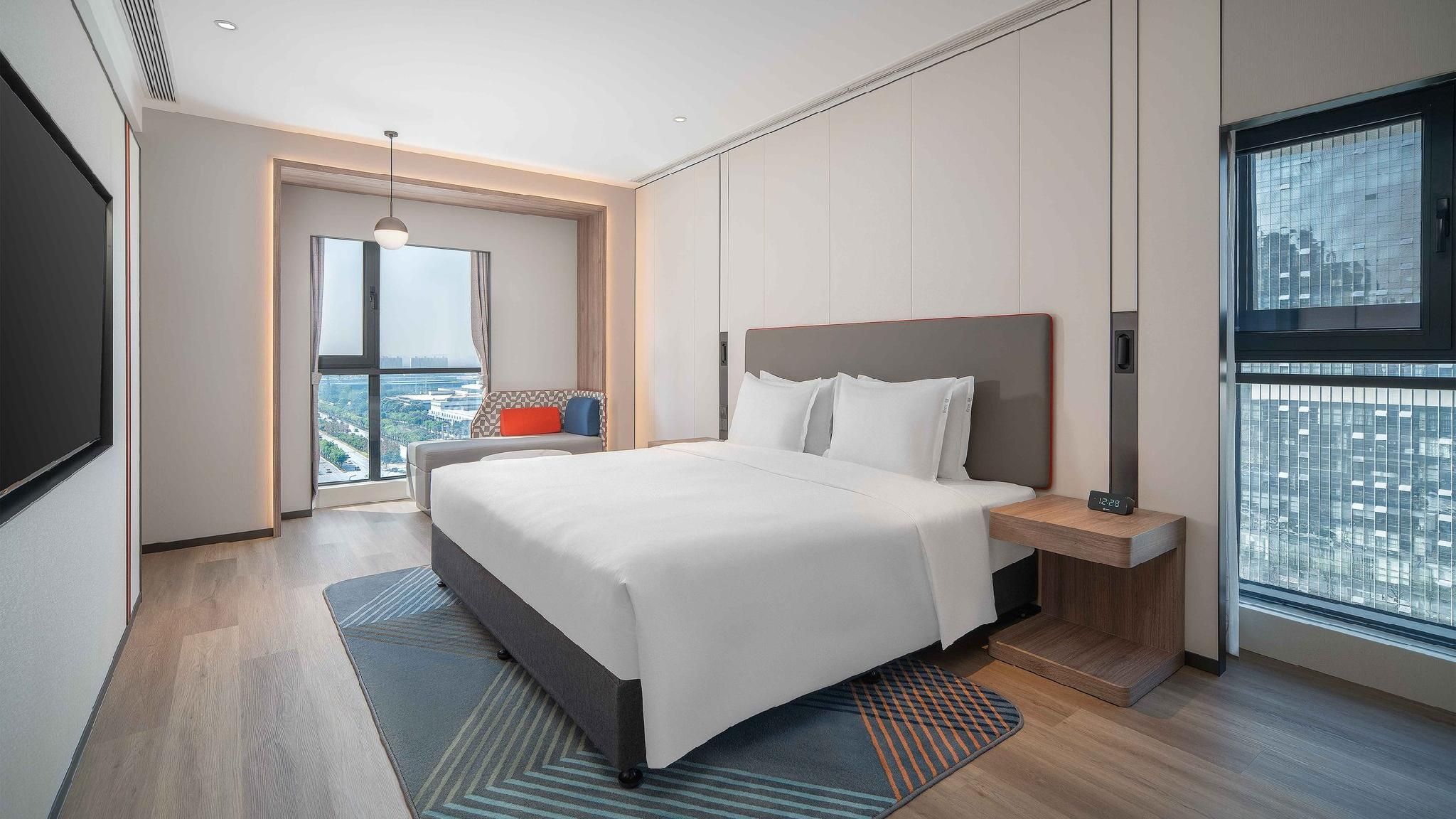 1 Bedroom Suite