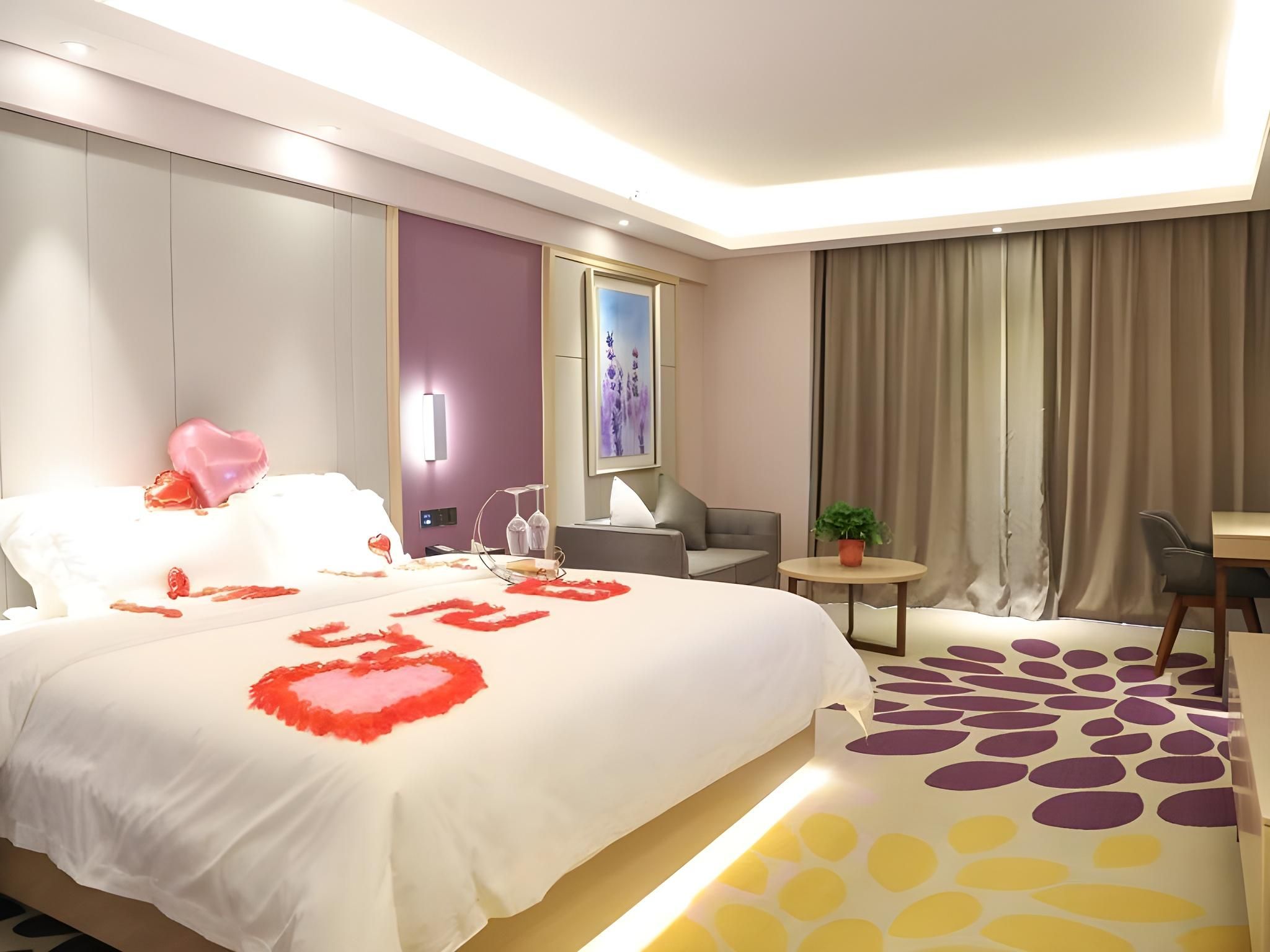 Lavande Hotel·Xianyang Yuquan Road Wanda Plaza Lavande - Romantic Youxiang Room