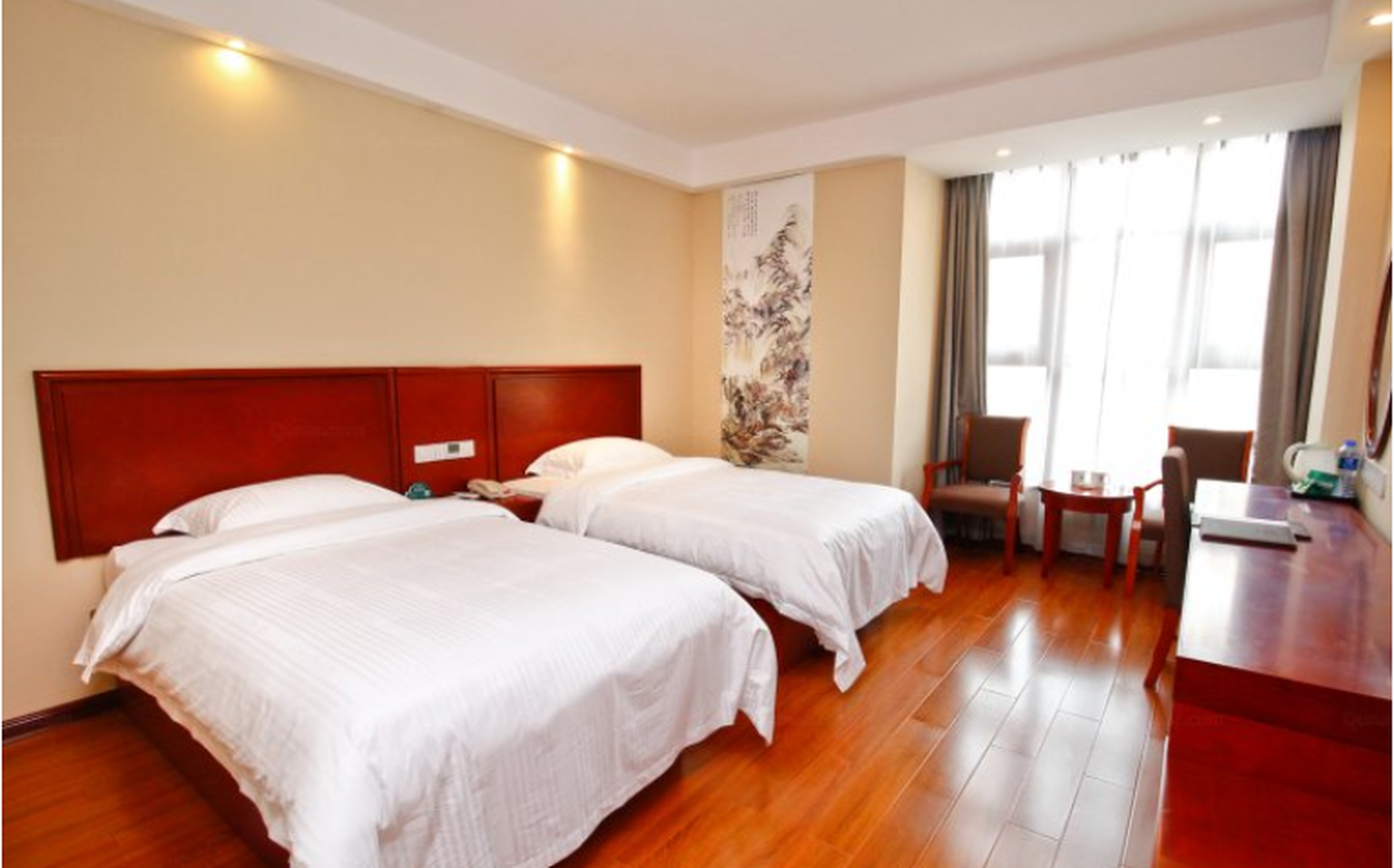 Twin Bussiness Room