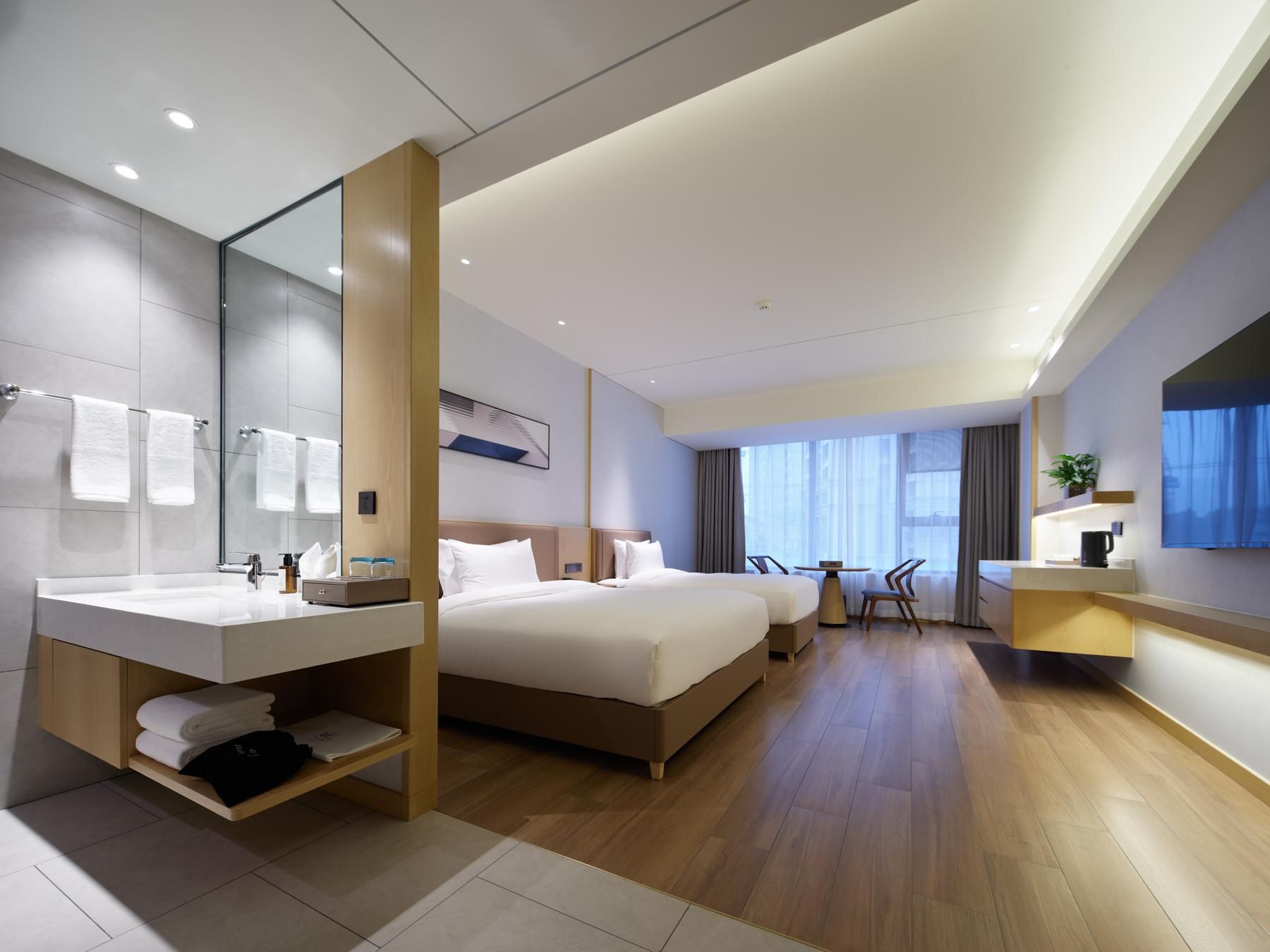 Huazhu - Deluxe Twin Room