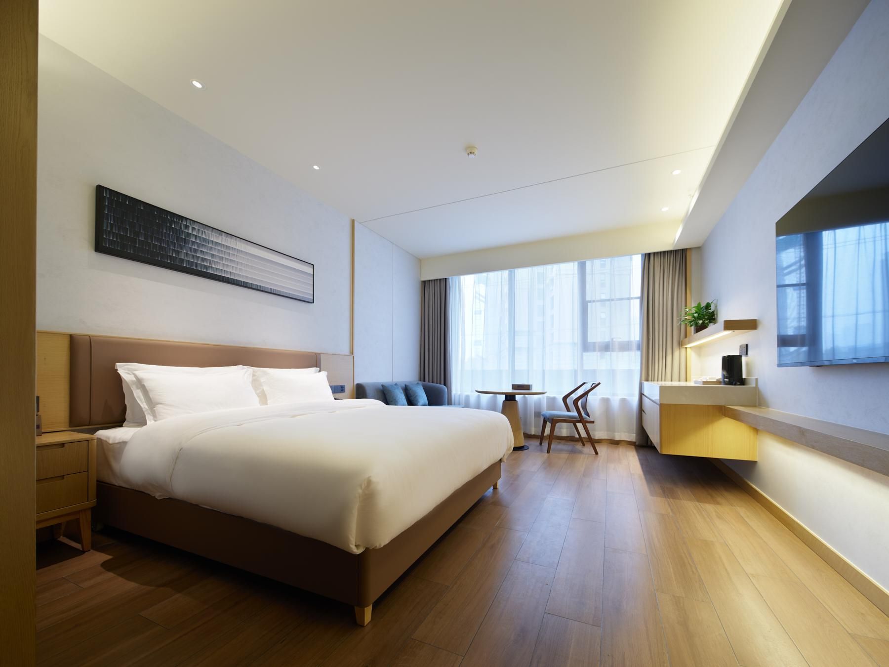 Huazhu - Superior BedRoom