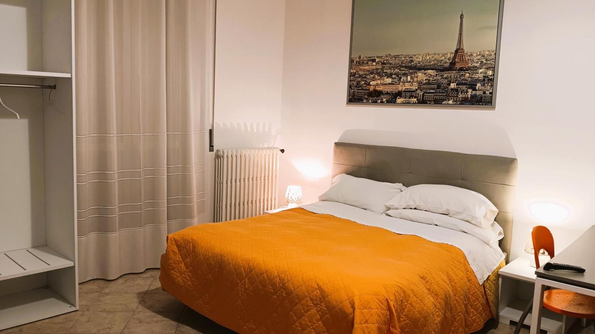 Large Double Room