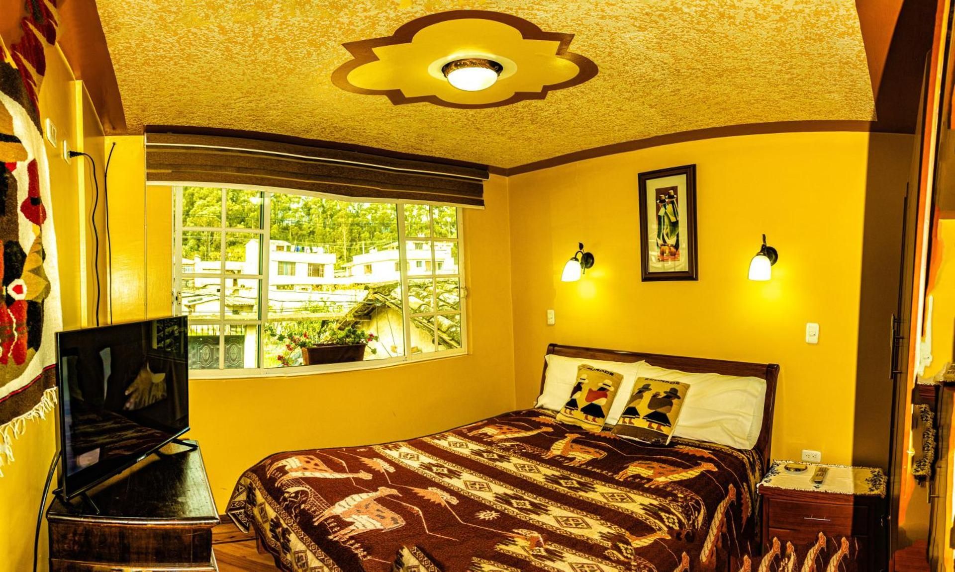 Casa de Luis Double Room with Mountain View