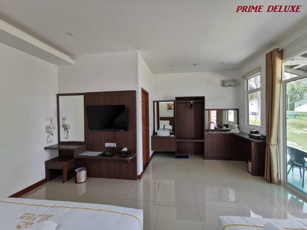 D view Deluxe Triple Room for 3 People 2