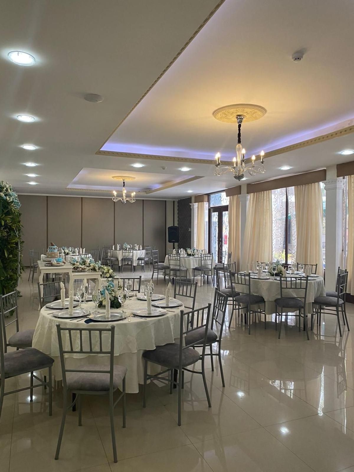 banquet hall