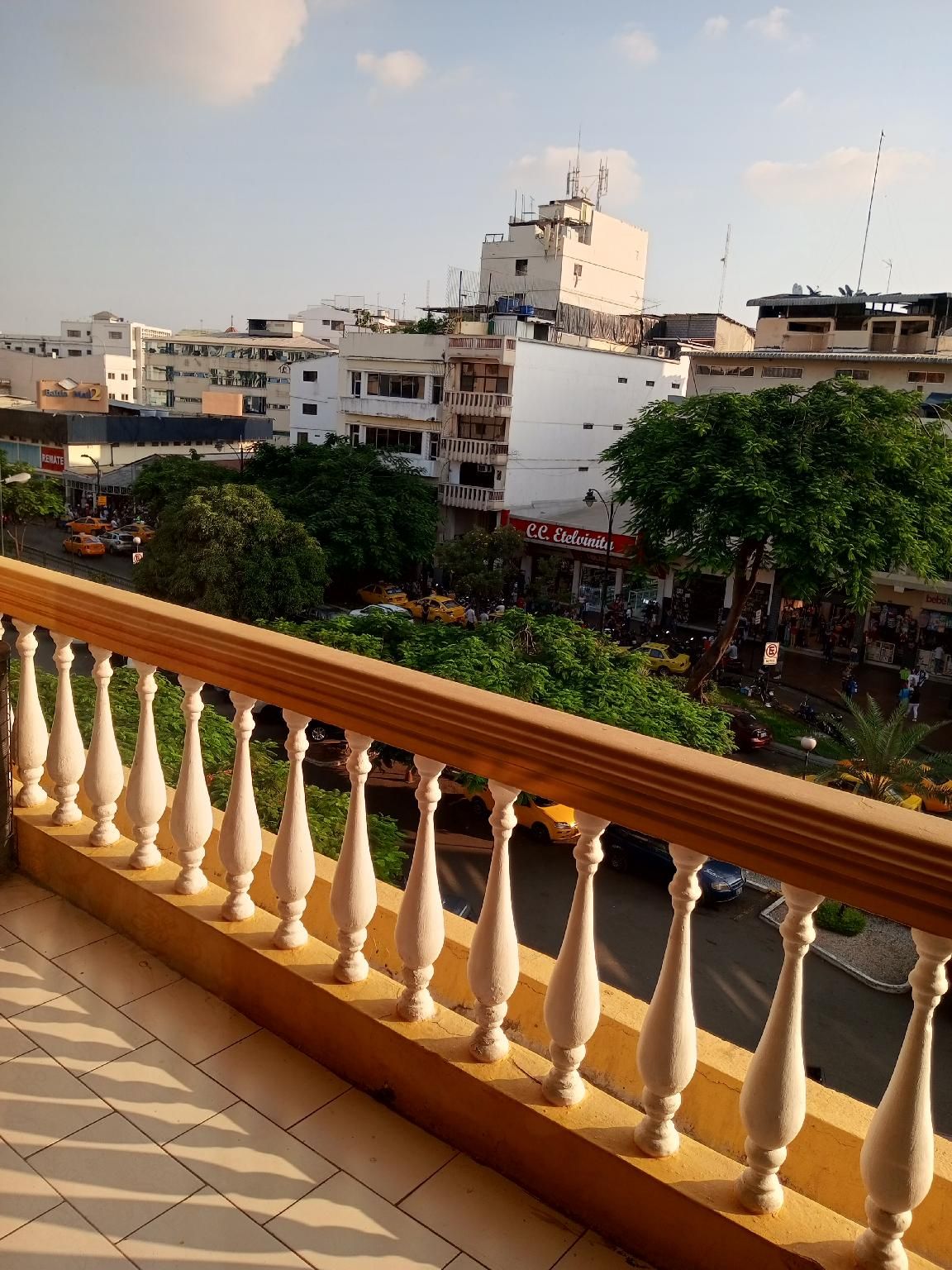 Standard Twin Room B - Non-Smoking