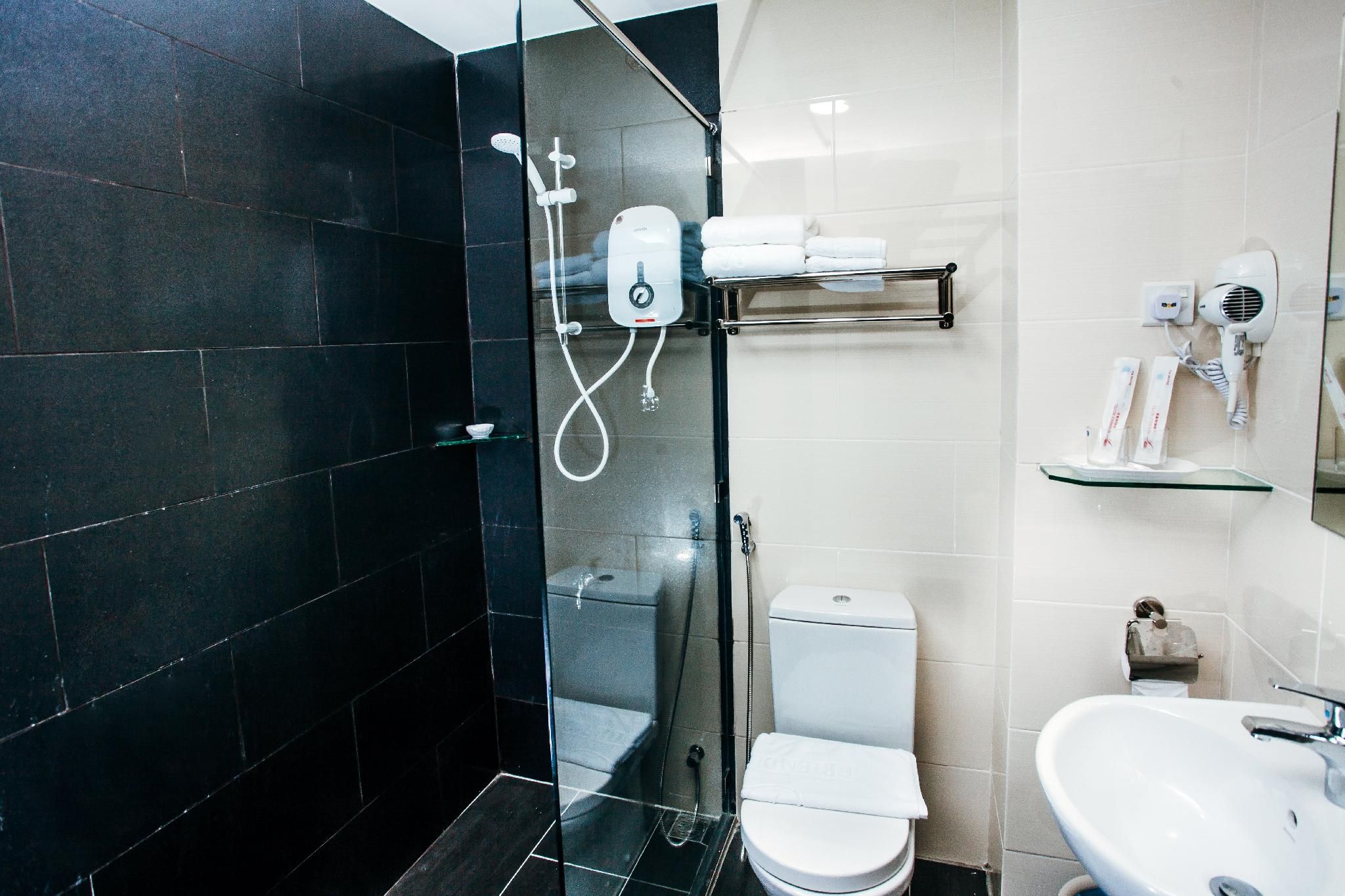 Friendly Hotel King Room B 2