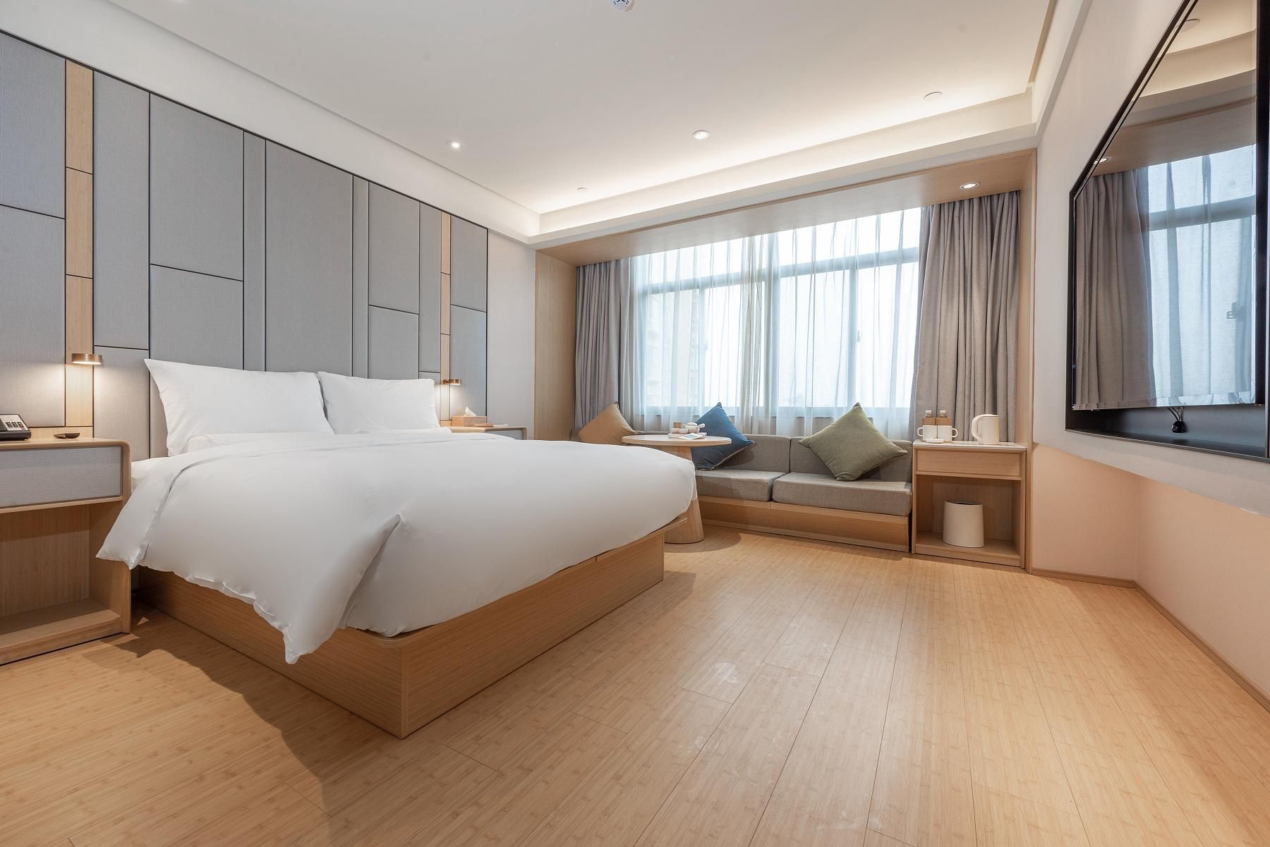 Ji Hotel Hancheng Future City Business Queen Bed Room
