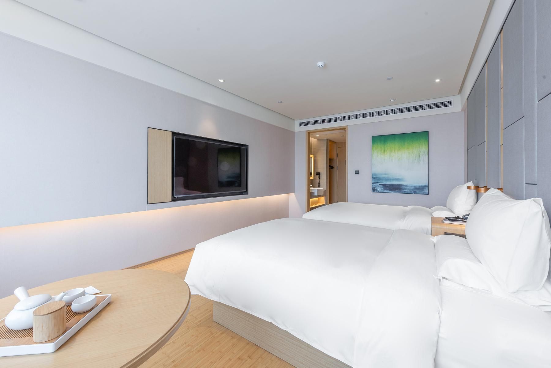 Twin Business Room