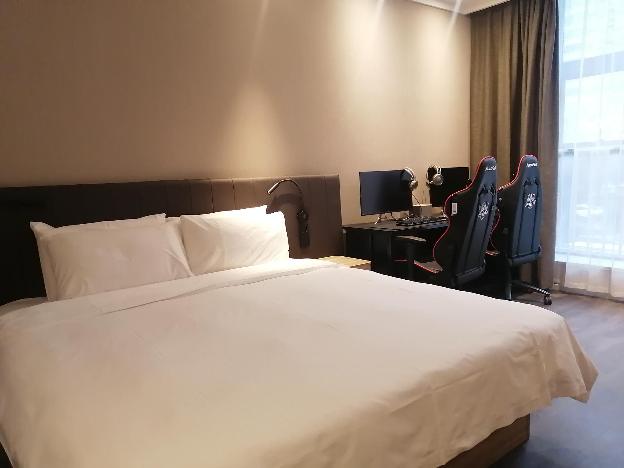 Hanting Premium Hotel Weinan North Railway Station Lotte Street Huazhu - Business Bed Room 2