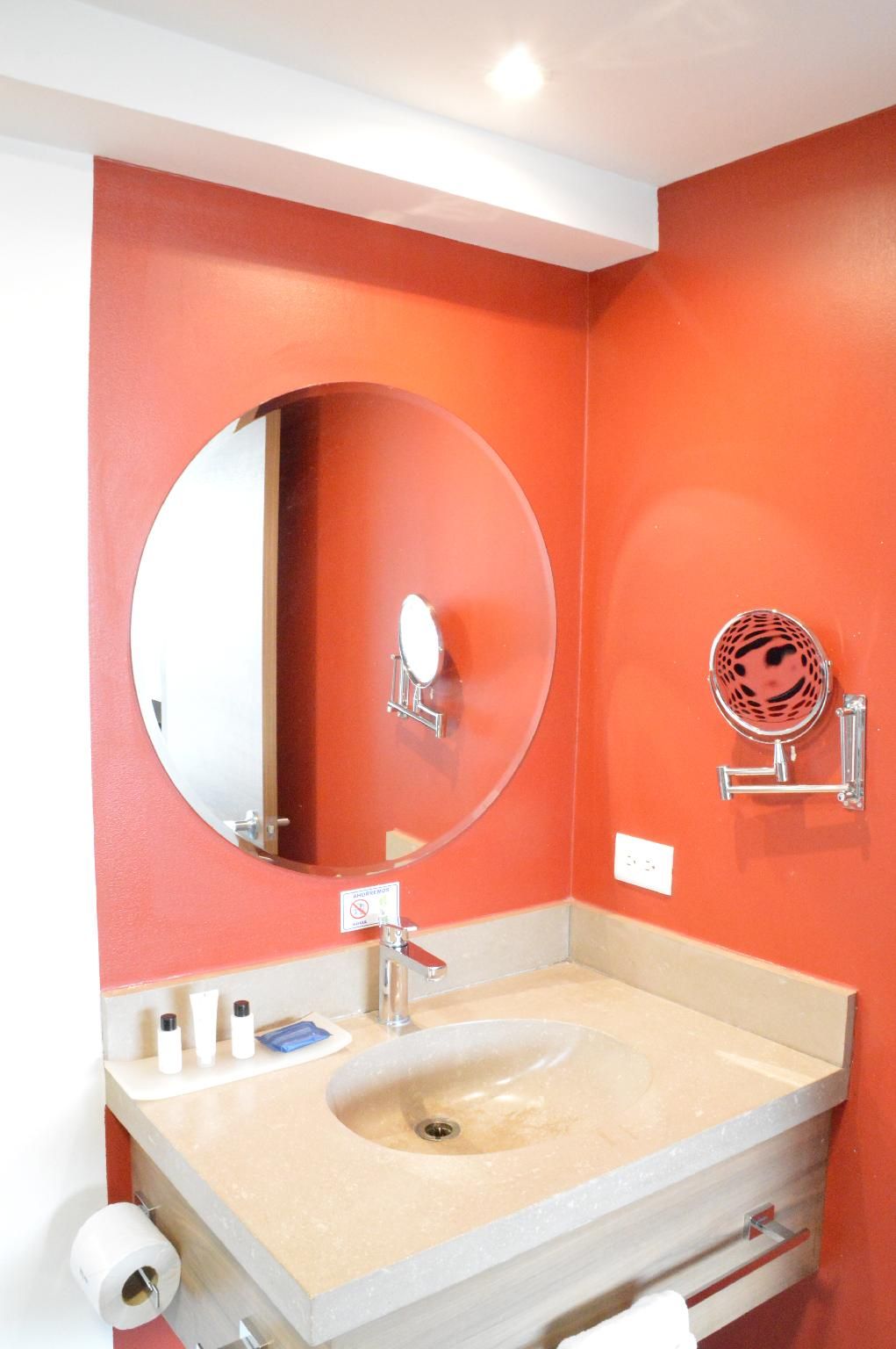 The Place Hotel Triple Deluxe 2