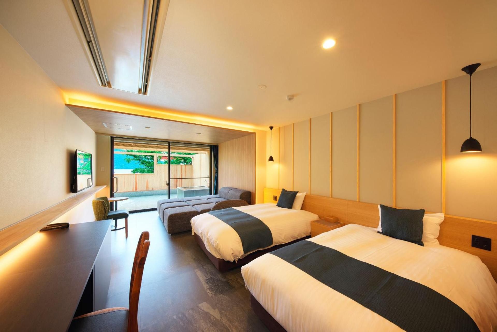 Premium Twin Room with Semi Open-Air Bath and Lake Chuzenji View