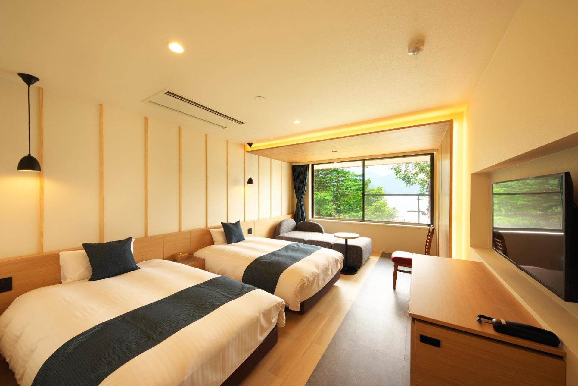 Moderate Twin Room and Lake Chuzenji View