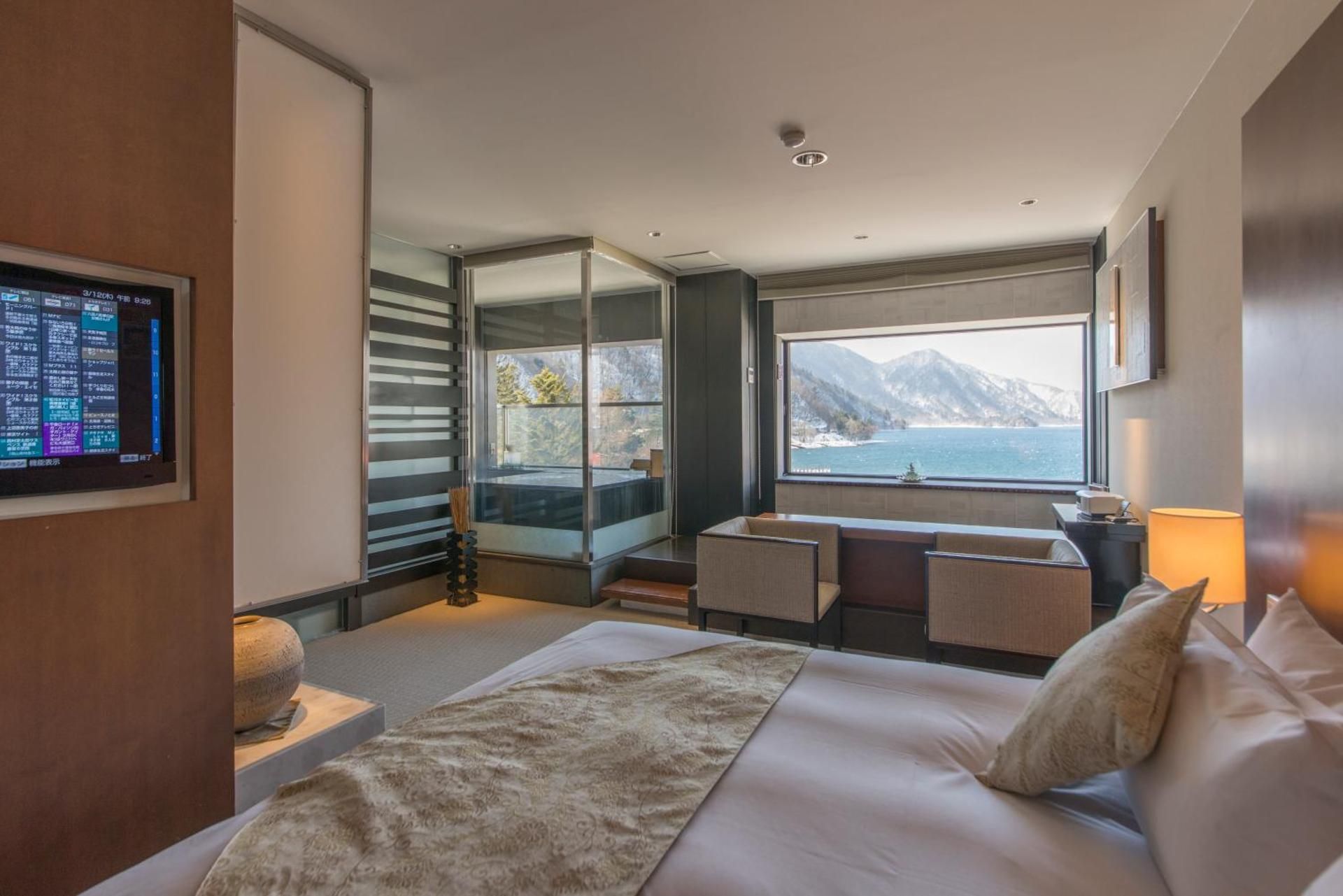 Executive Double Room with View Bath and Lake Chuzenji View