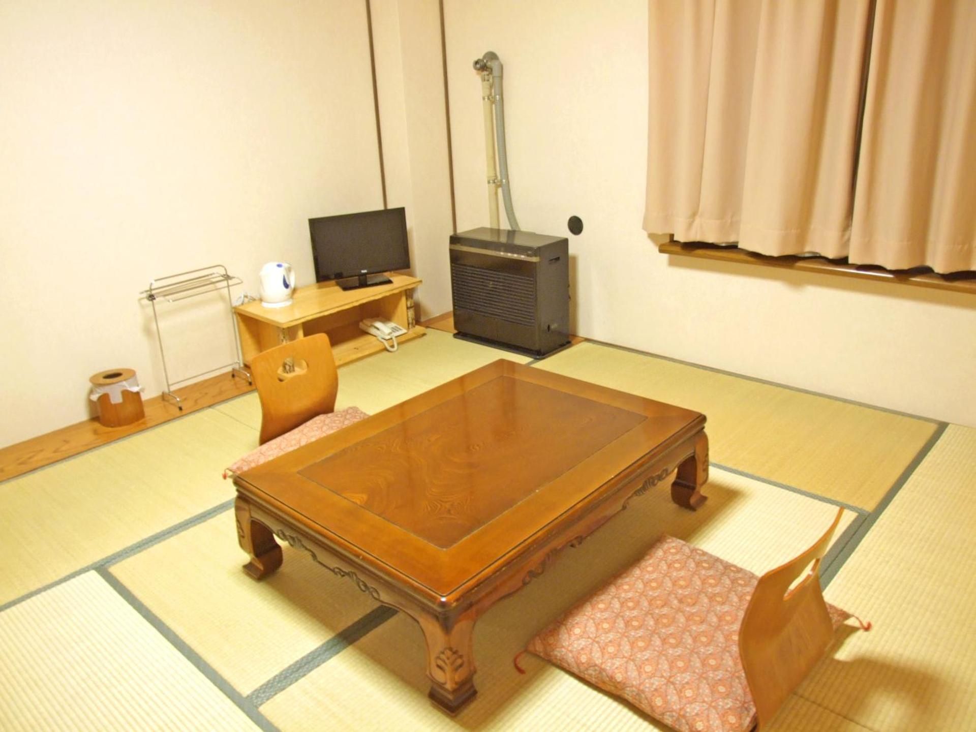 Japanese-Style Room